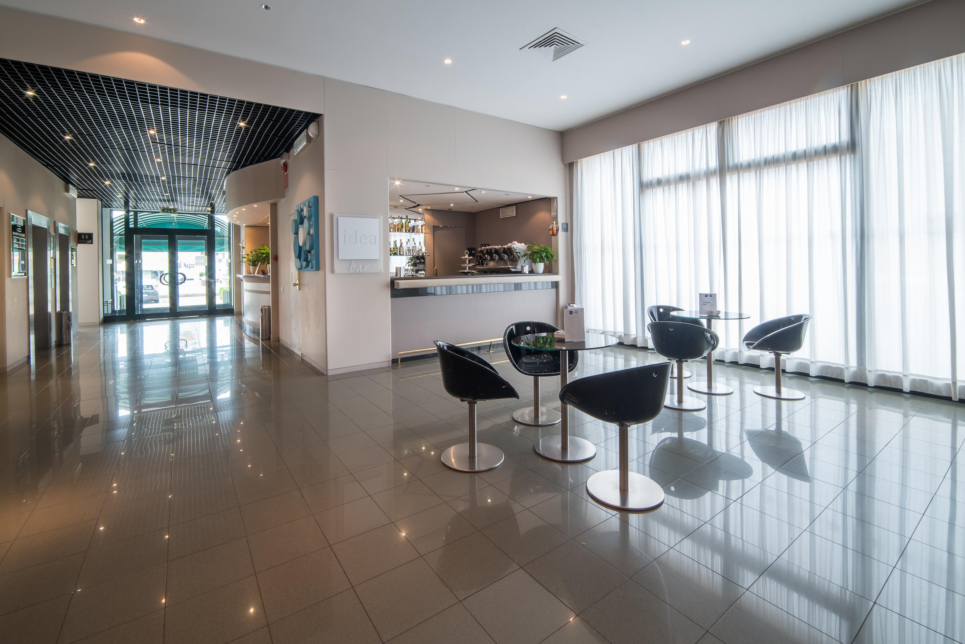 Vista Lobby Idea Hotel Piacenza