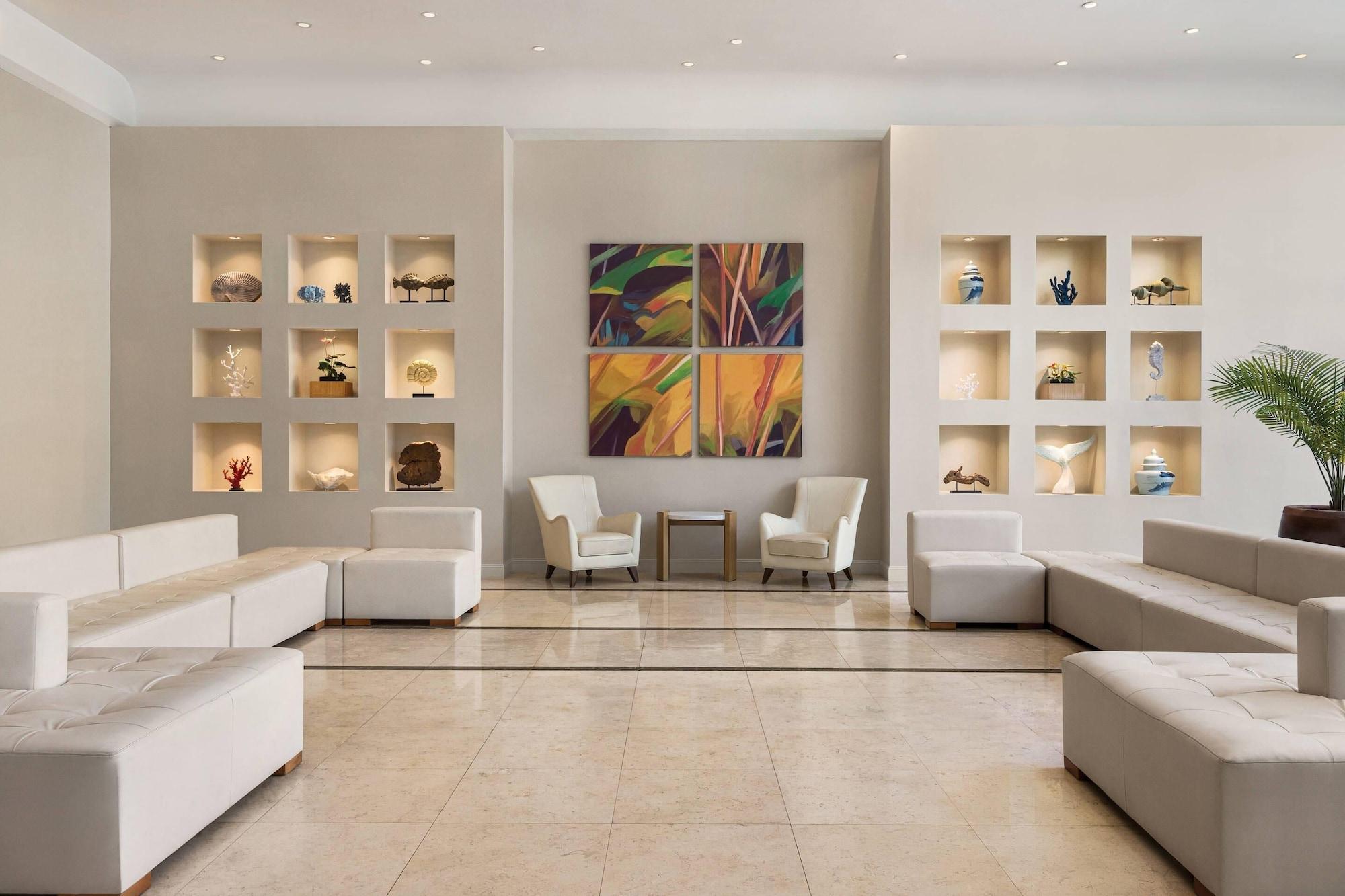 Vista Lobby Radisson Resort Miami Beach