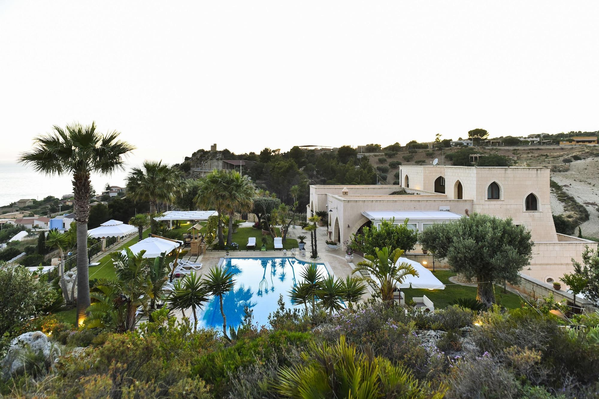 Vista Exterior Villa Kete Deluxe Rooms