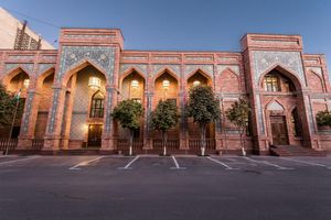 Alojamiento - Ichan Qala Premium Class Hotel