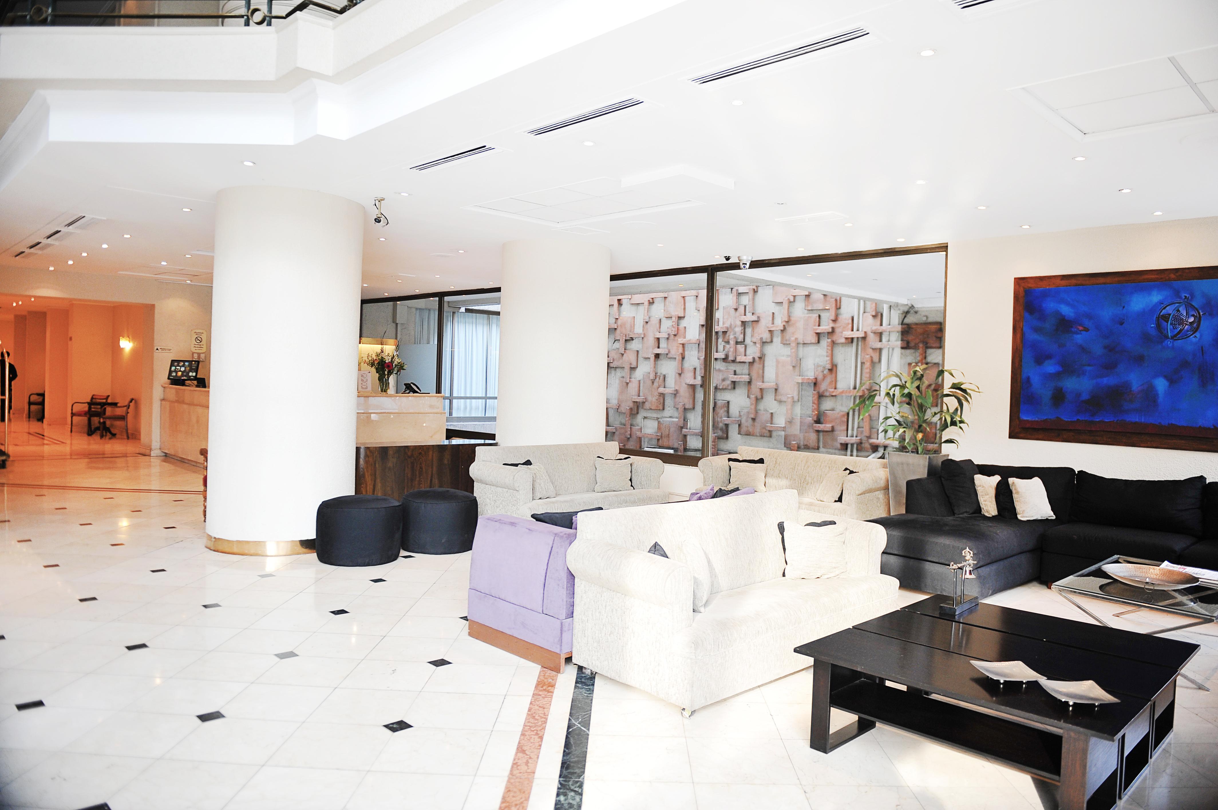 Vista Exterior MR Apart Providencia (ex Apart Neruda)