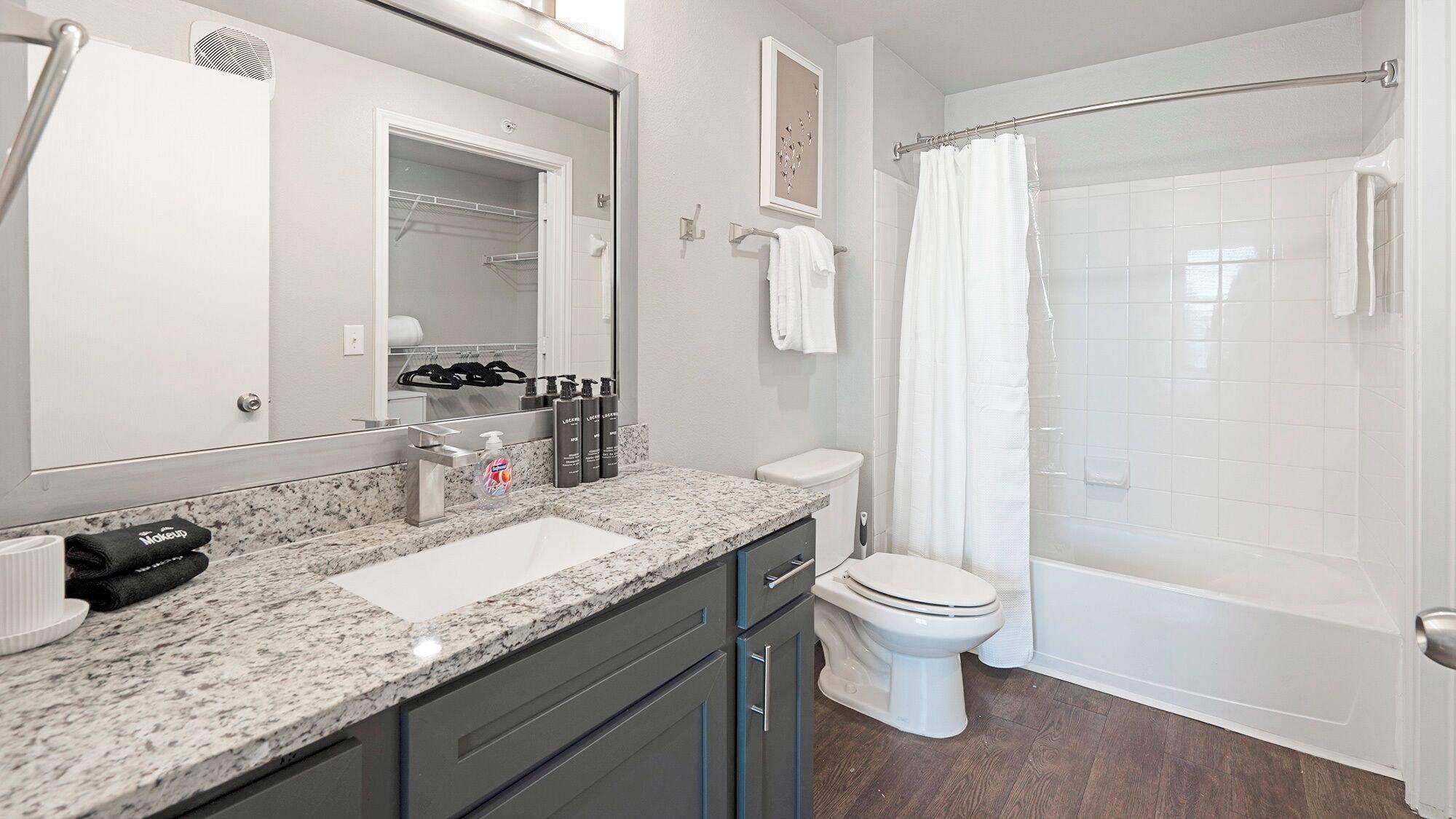 Equipamiento de Habitación Landing San Antonio Alamo Ranch Apartments