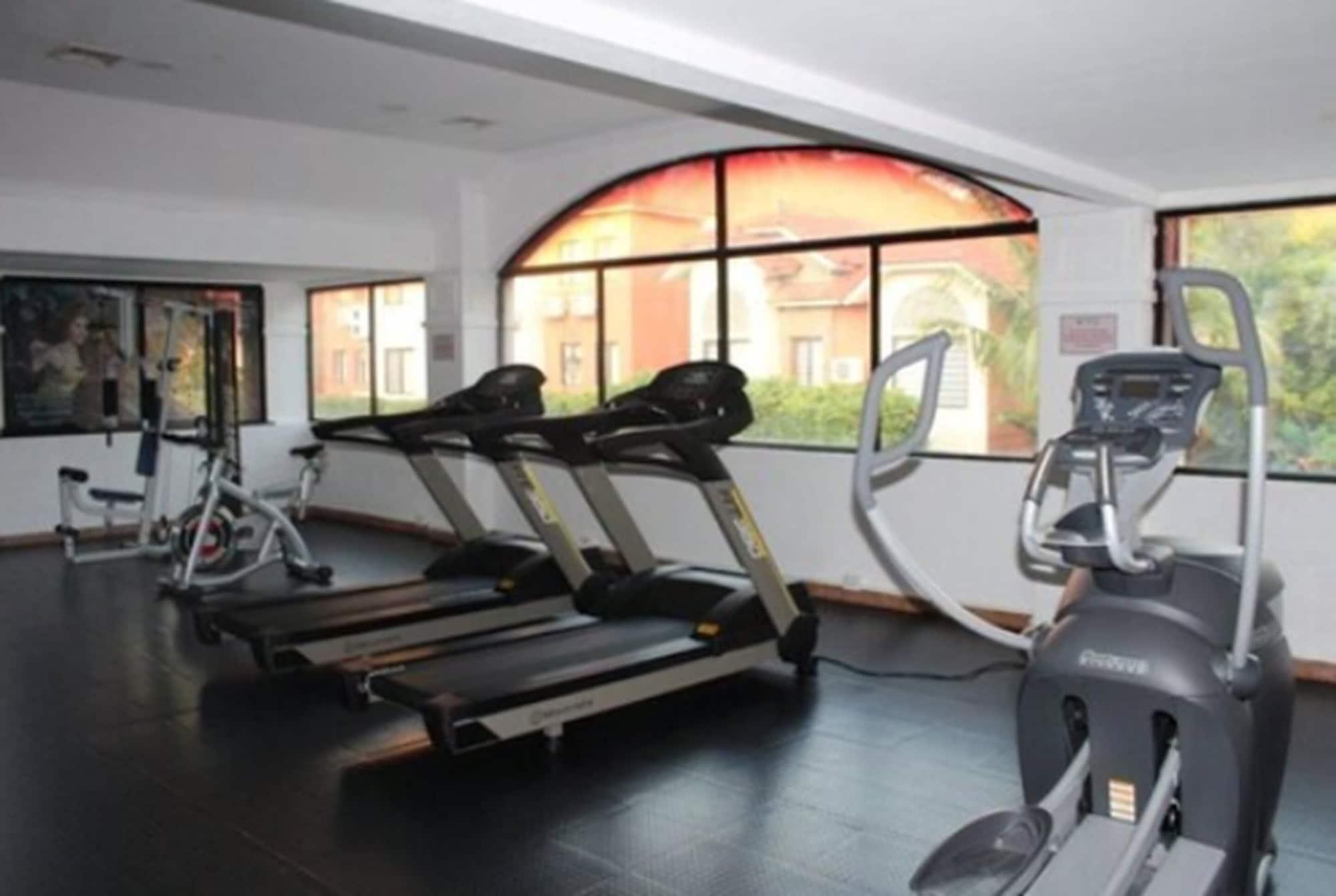 Gimnasio Buganvillas Hotel Suites & Spa