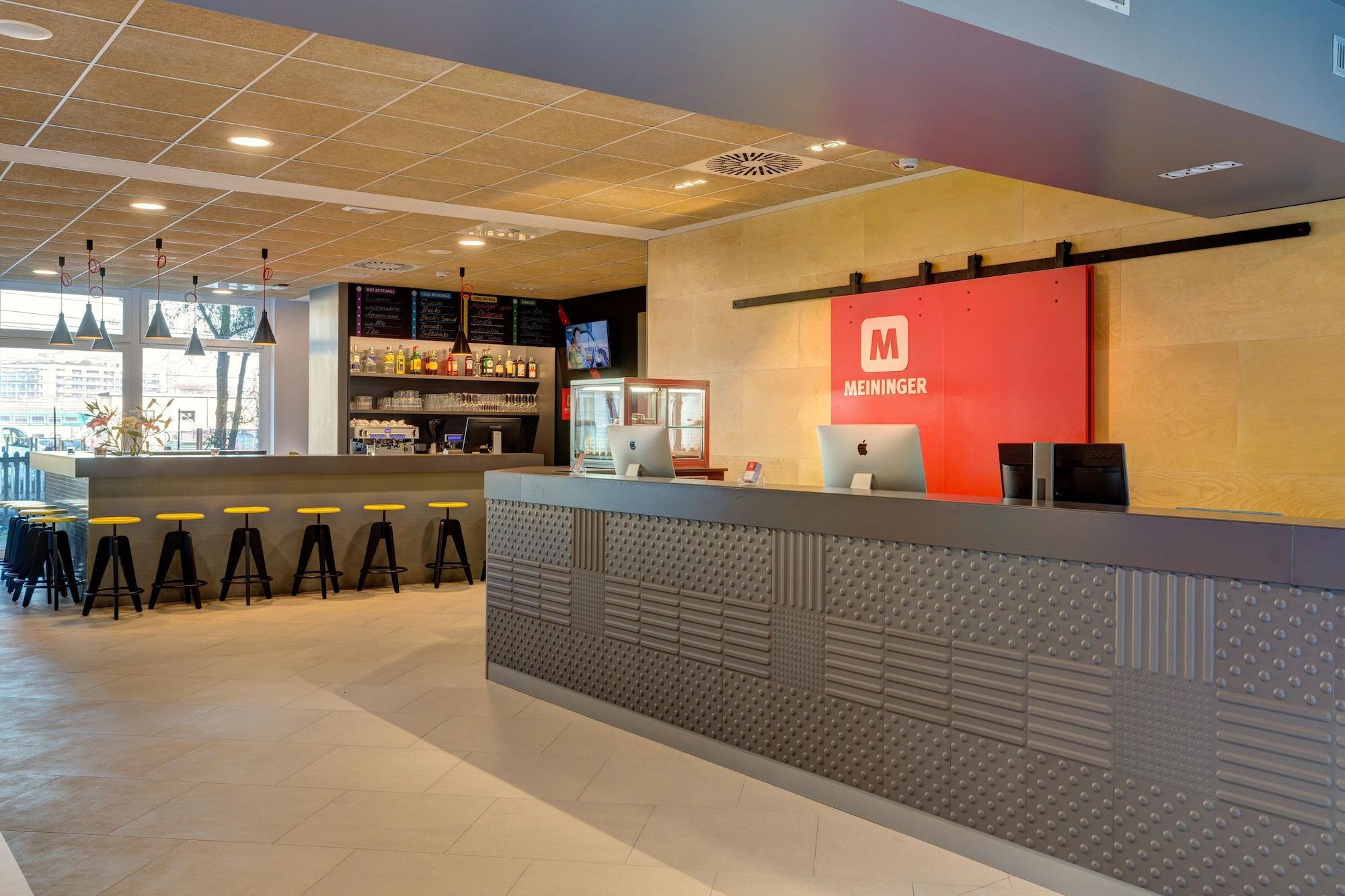 Bar/Salón Meininger Milano Garibaldi
