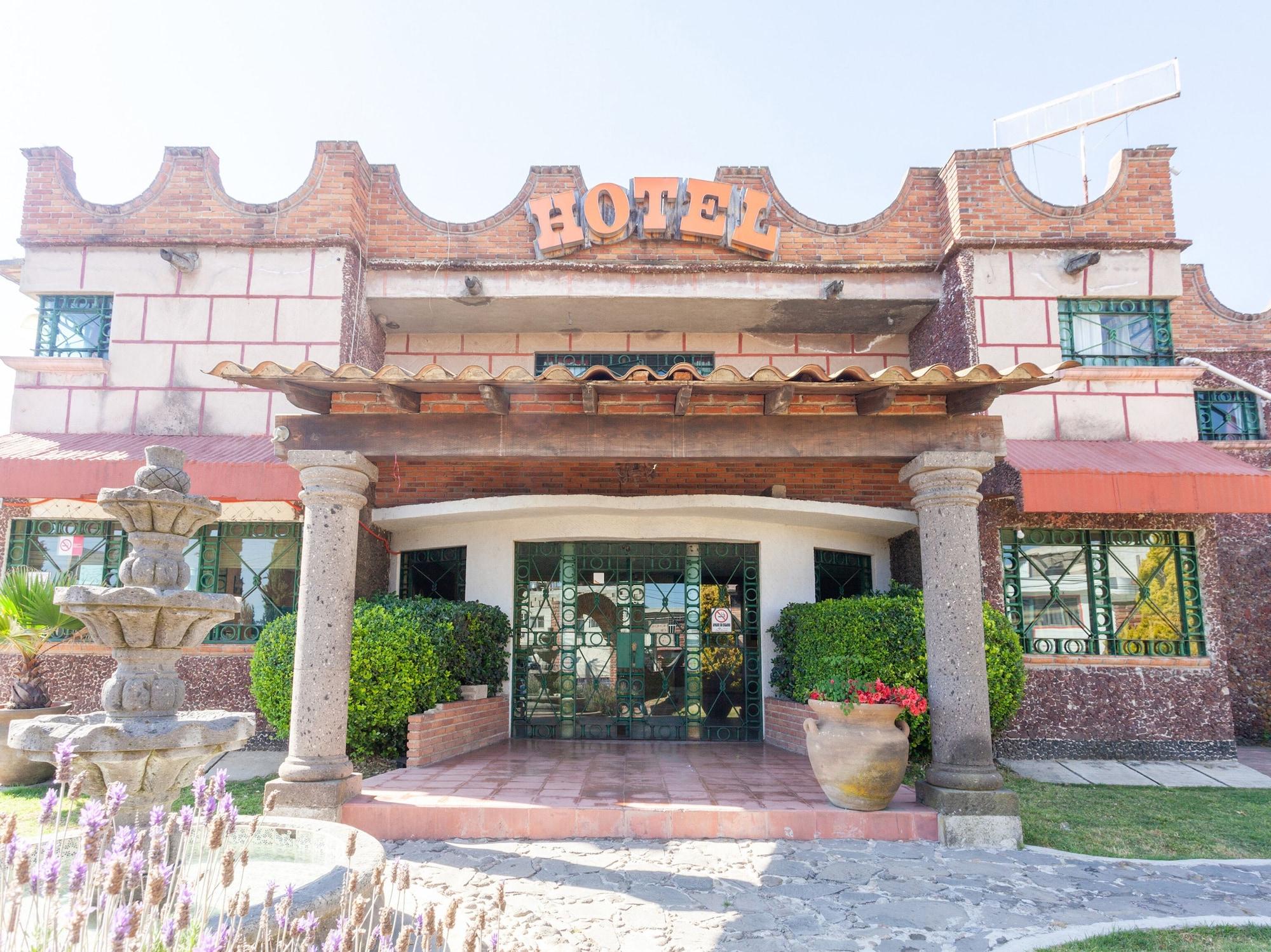 Vista Exterior Hotel San Ramon