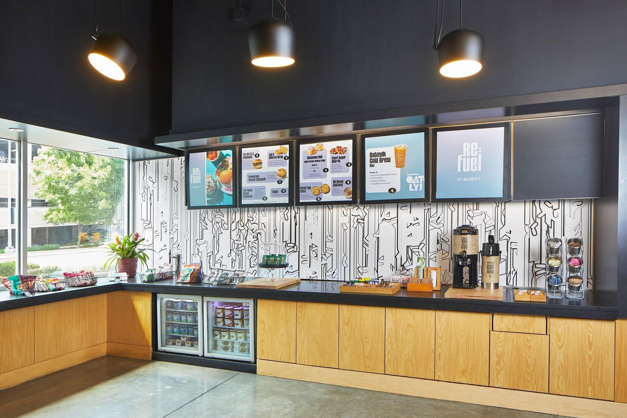 Restaurant Aloft Austin at The Domain