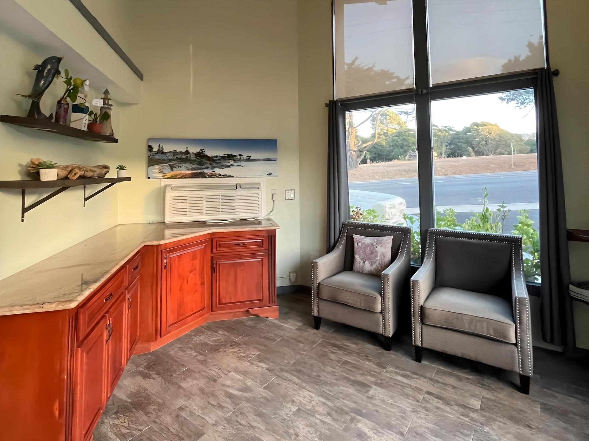 Vista Lobby Inn By the Bay Monterey