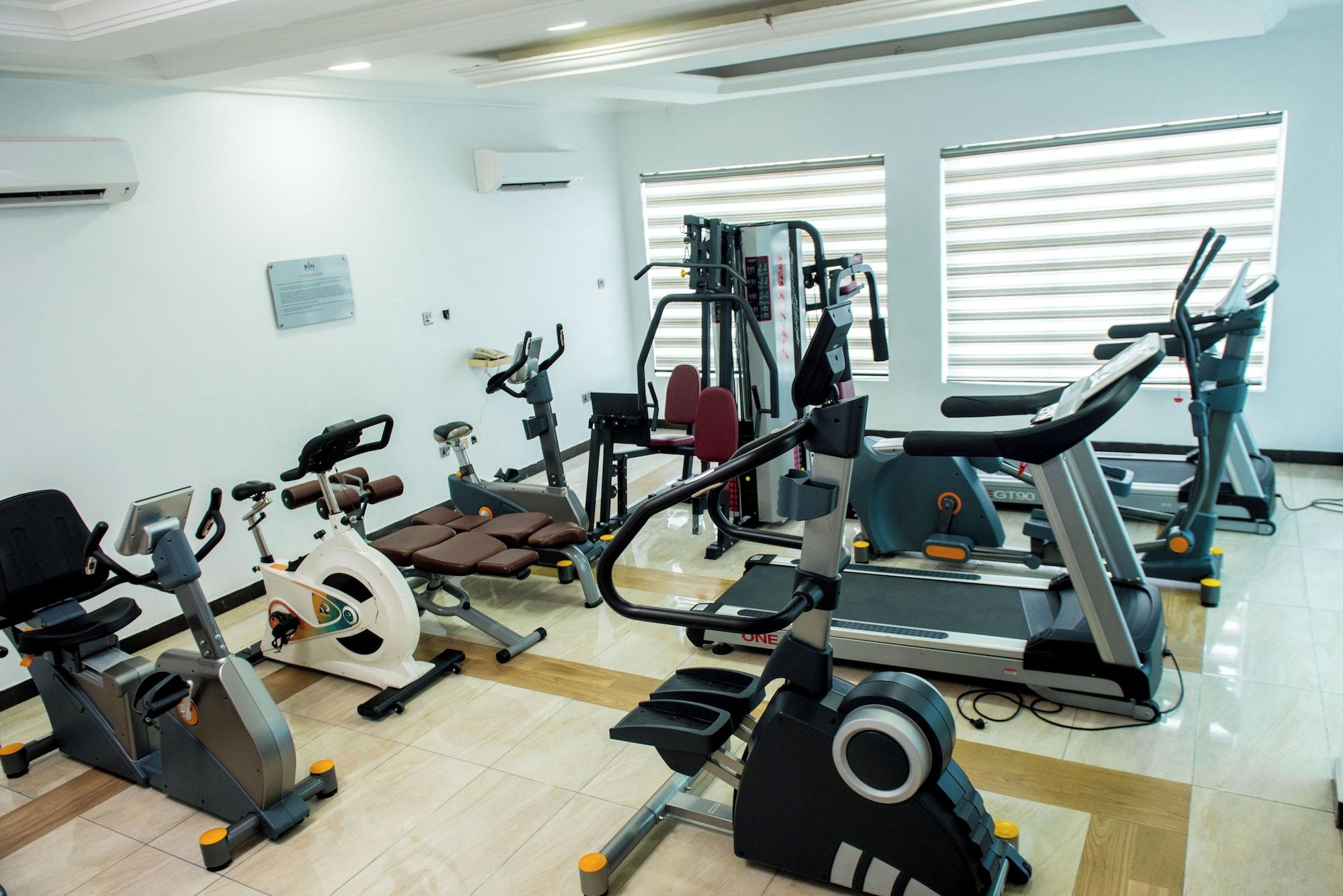 Gimnasio BON Hotel Hyatti Warri