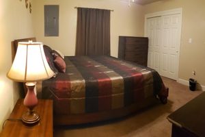 Alquiler Vacacional - 4 blocks from New Mexico Military Institute and Main Street