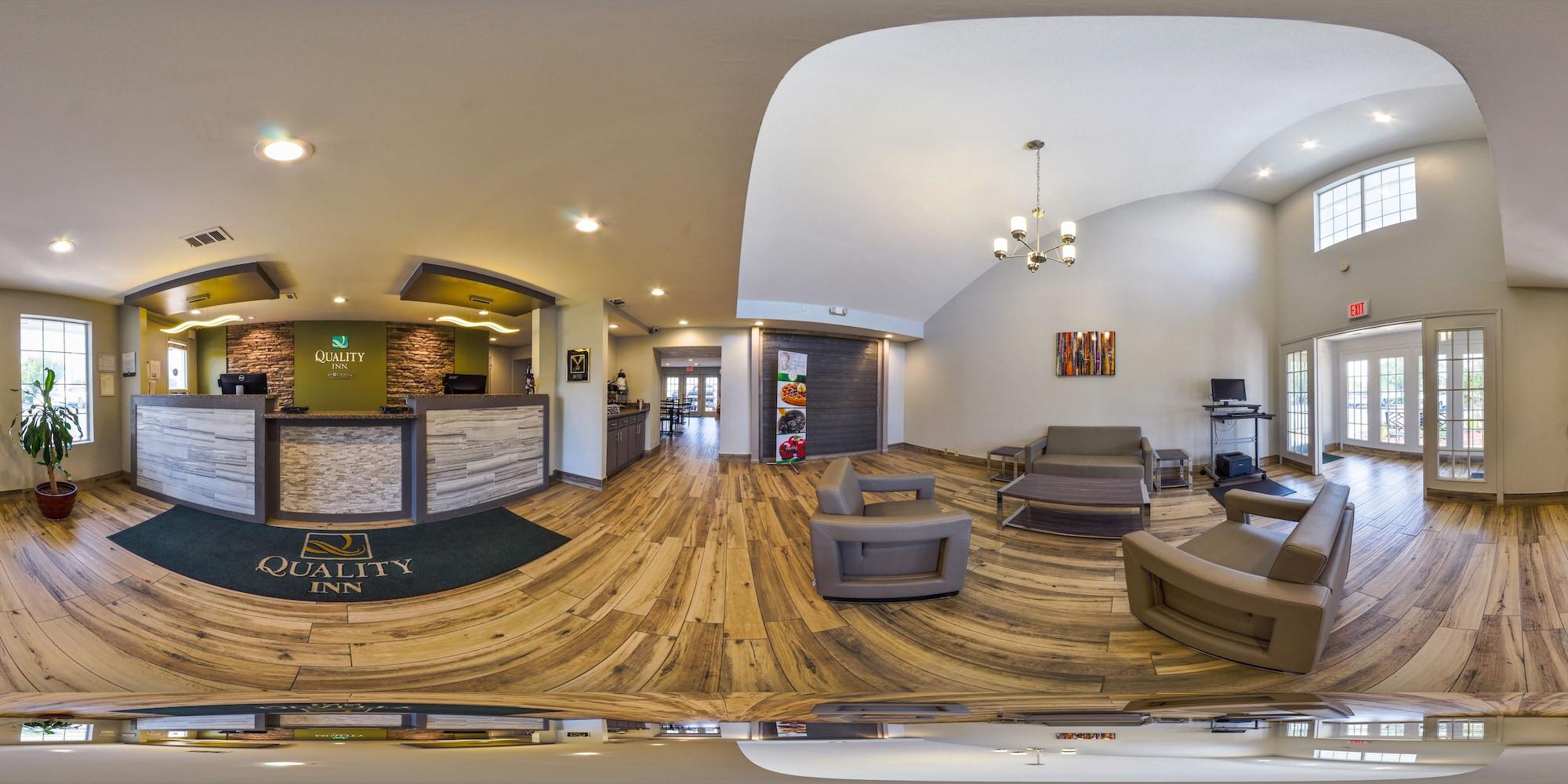 Vista Lobby Quality Inn Lagrange East I-85