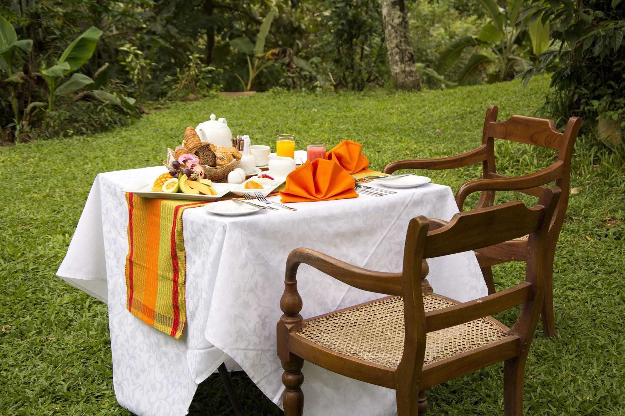 Restaurant Athulya Villas