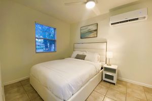 Modern 1BR/1BA Guest House by Universal/Parks