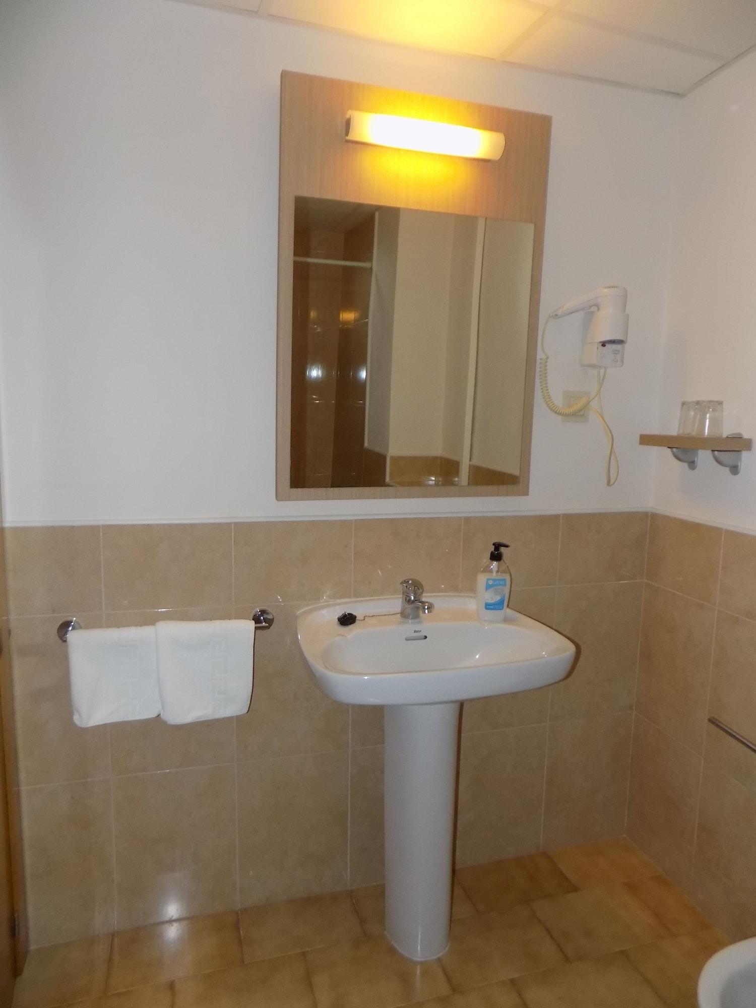 Equipamiento de Habitación Hotel Royal