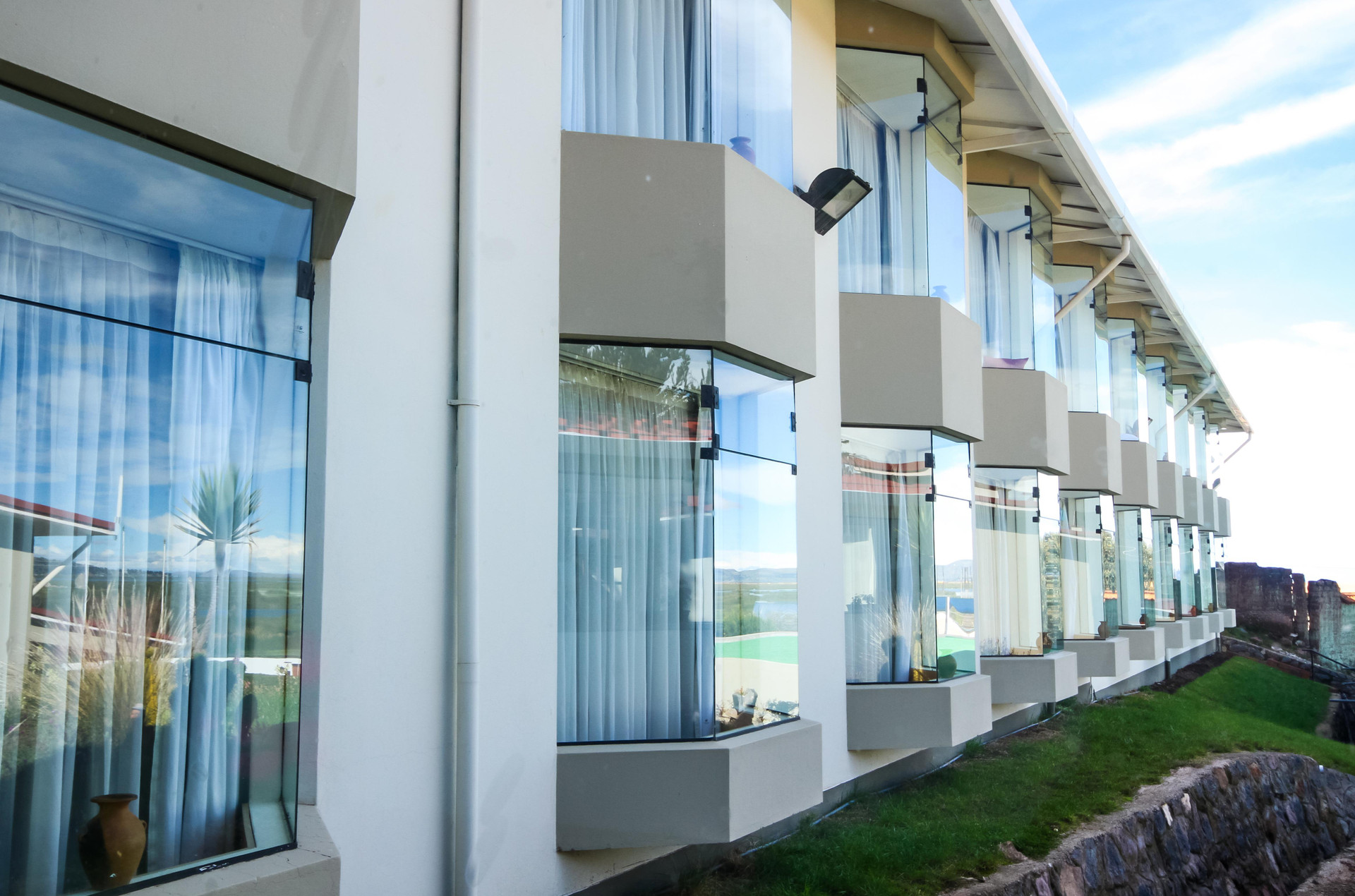 Vista Exterior Xima Exclusive Puno