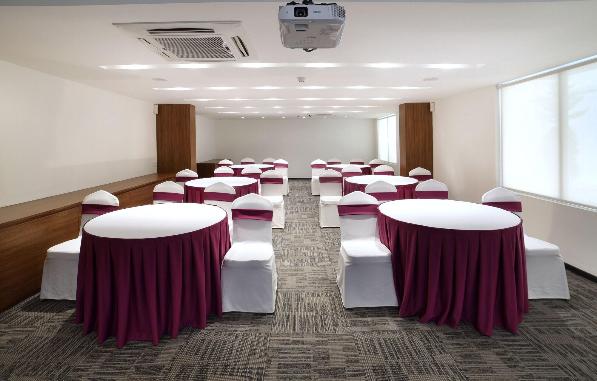 Salón de Baile Lilac Hotel 5th Block