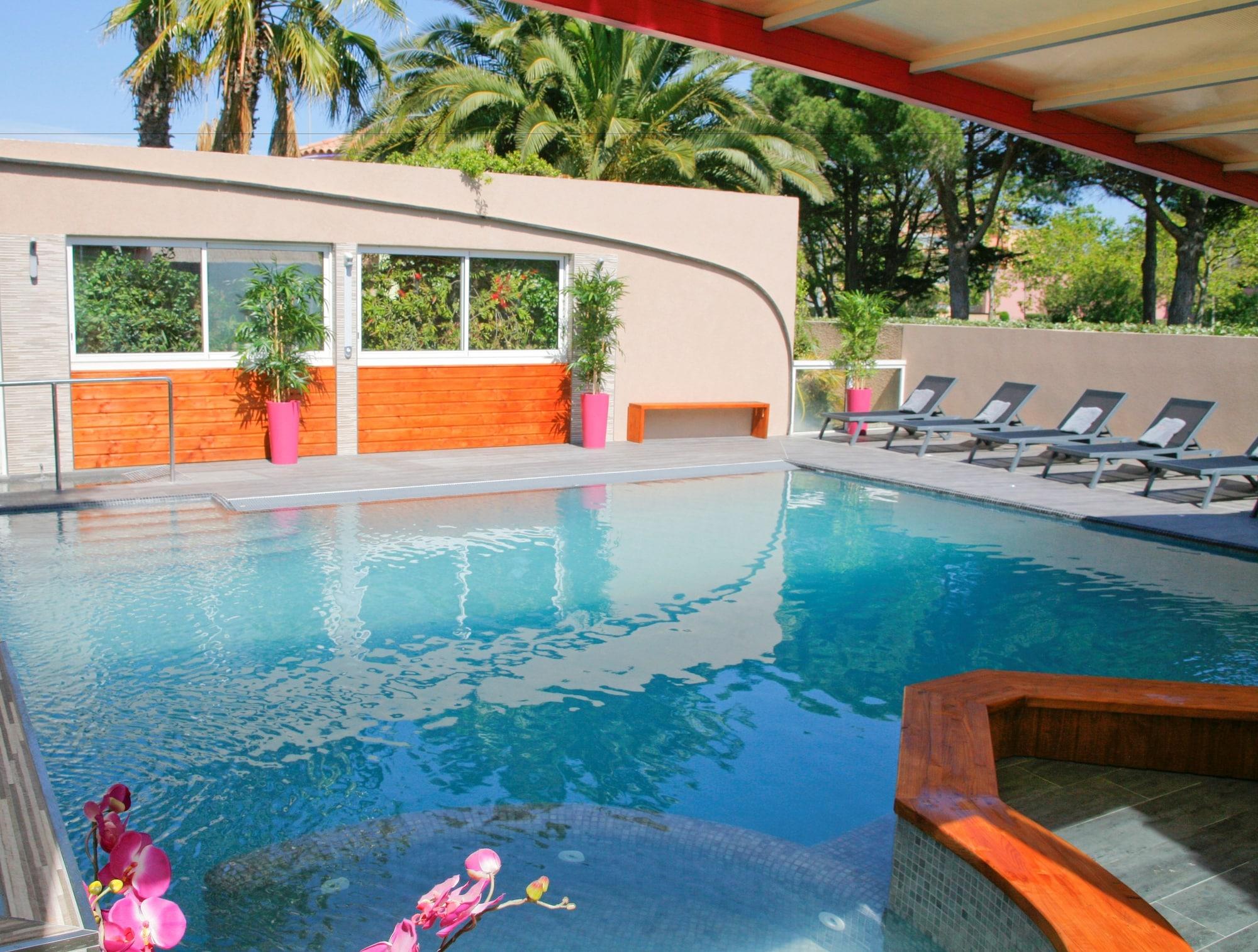 Vista Piscina Hotel & Spa GIL DE FRANCE Cap D'Agde