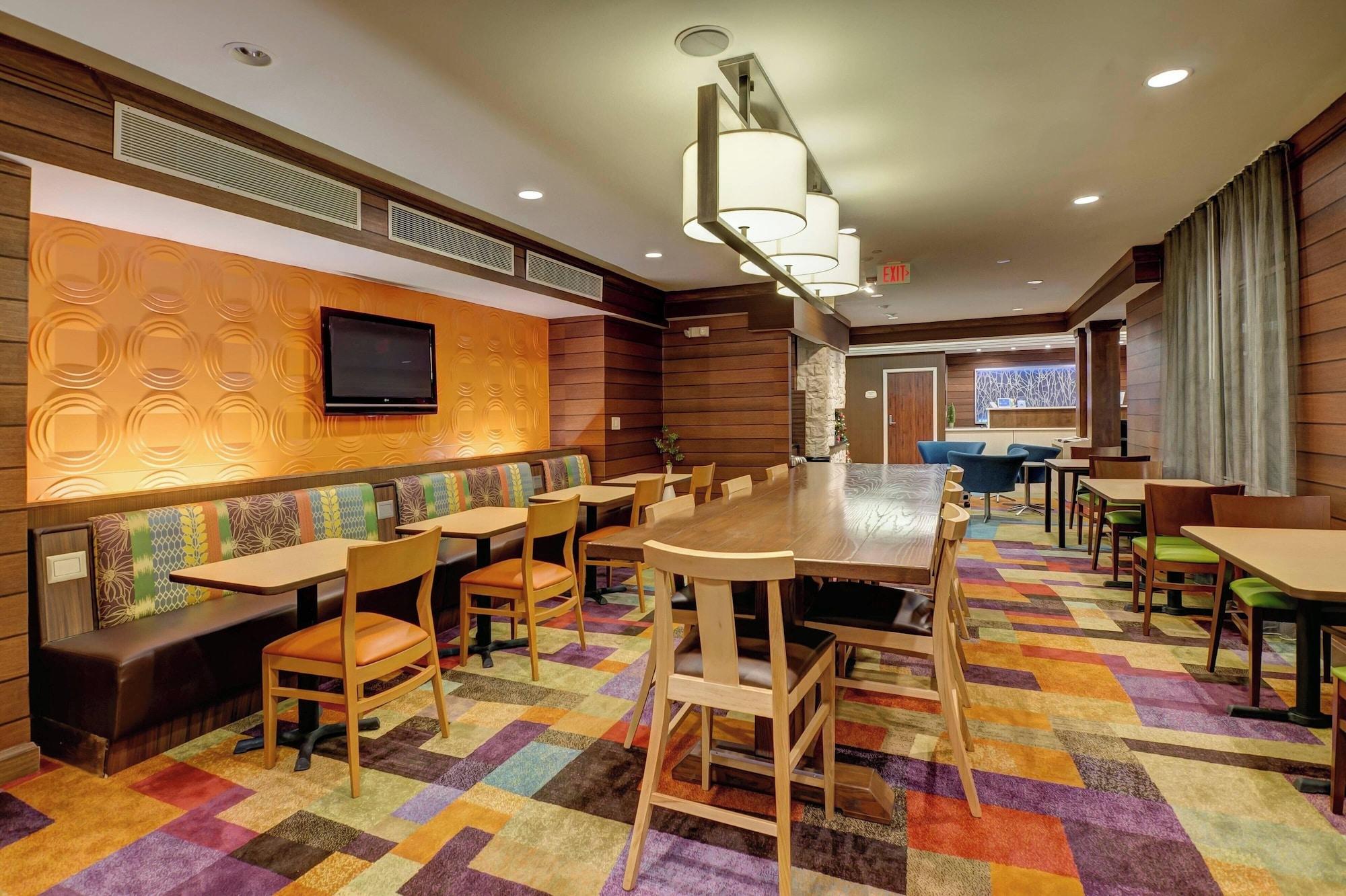 Restaurant Fairfield Inn By Marriott Potomac Mills