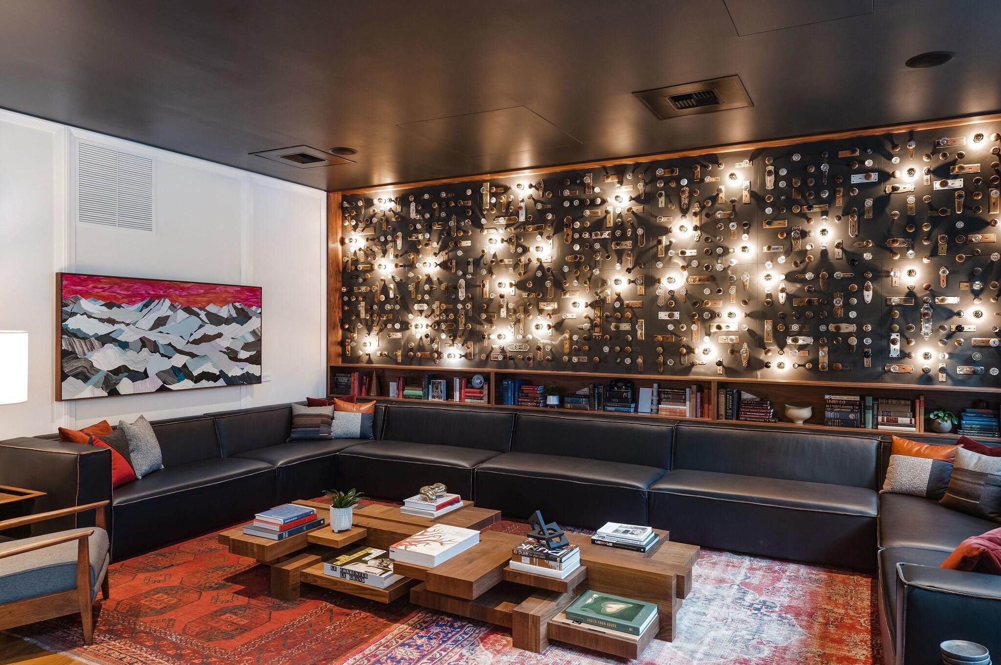 Vista Lobby The State Hotel