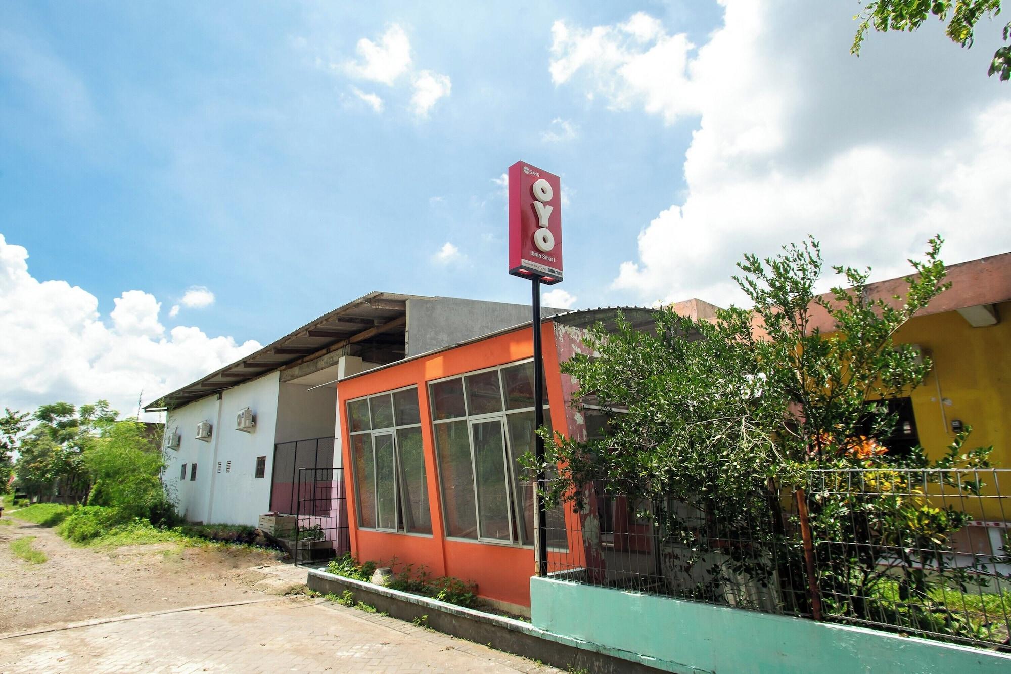 Vista Exterior Hotel O Ibma Smart Syariah