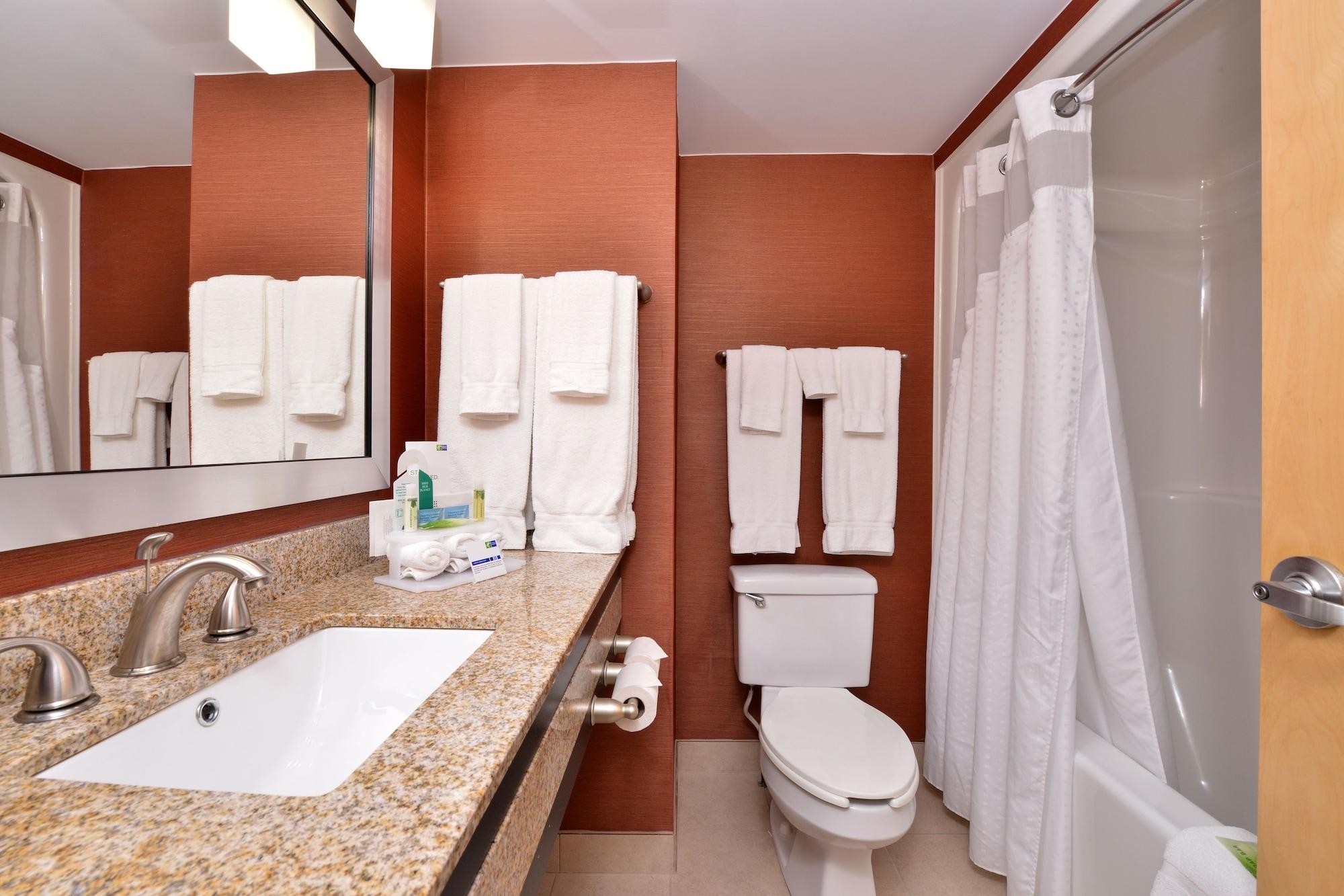 Equipamiento de Habitación Holiday Inn Express Hotel & Suites Ocean City by IHG