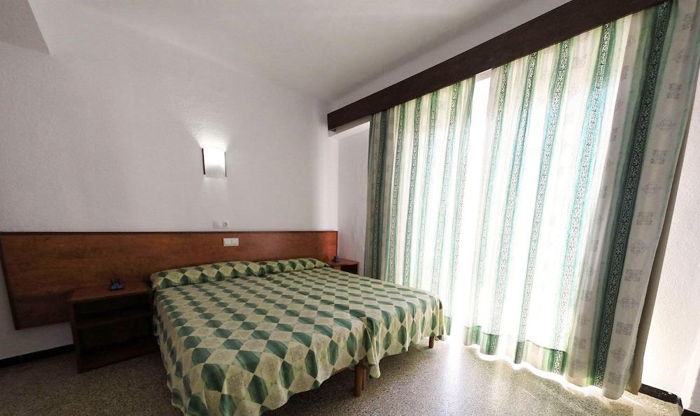 Varios Hostal Lido