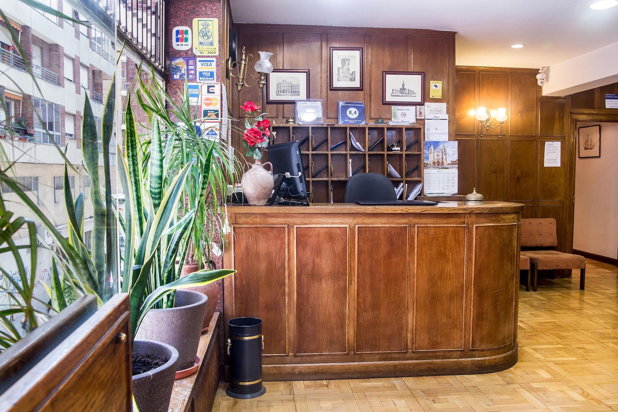 Vista Lobby Hotel Residencia Castellano I