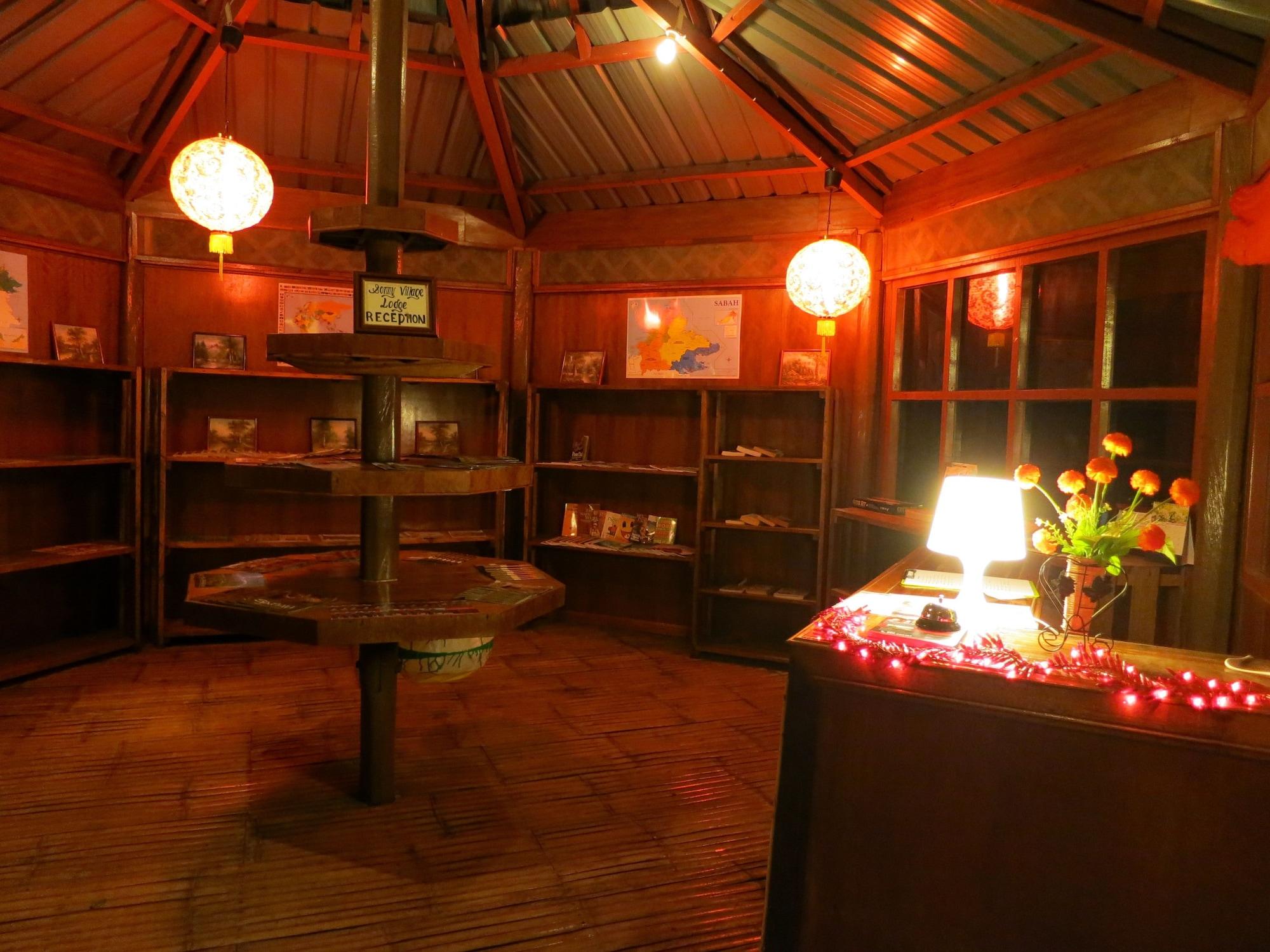 Vista Lobby Mile 36 Lodge
