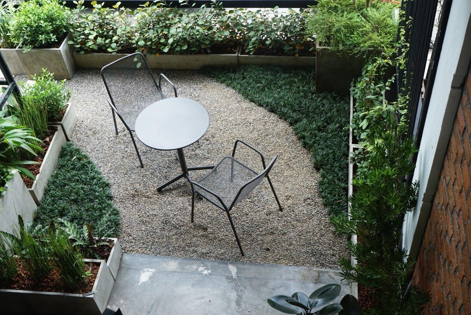 Varios Hobnob Hostel - Adults Only