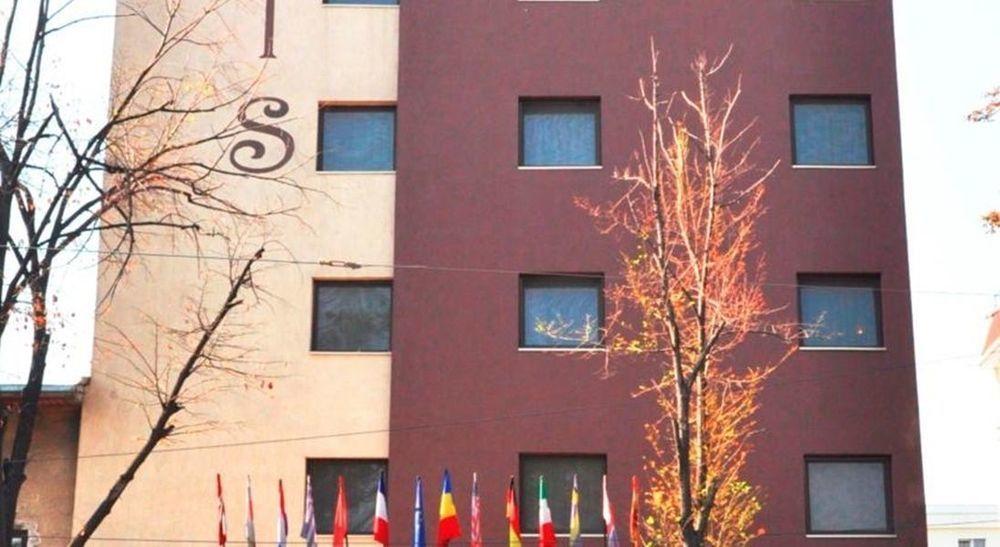 Vista Exterior Avis Hotel By WS Hotel Group