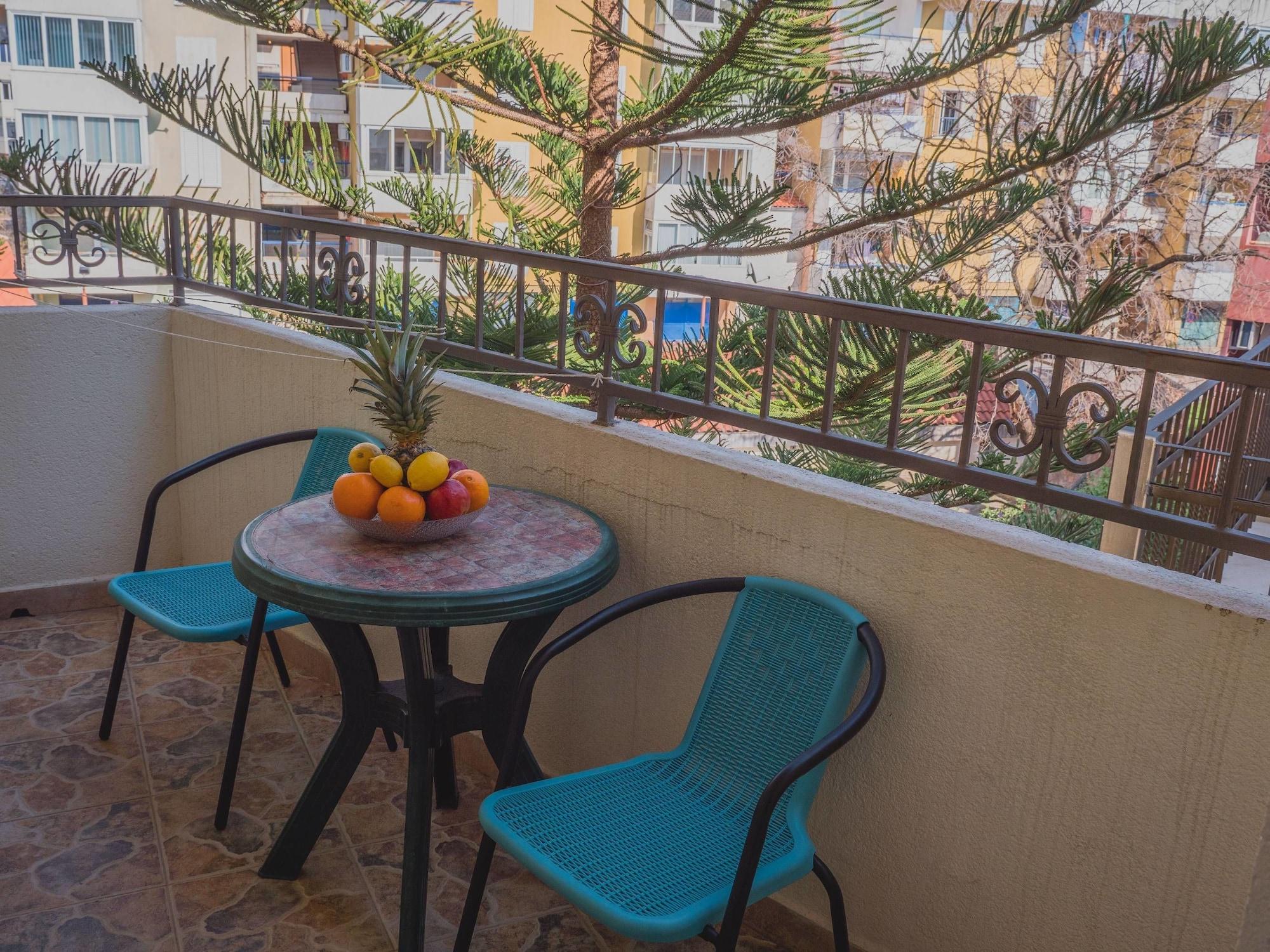 Varios Apartments Venera