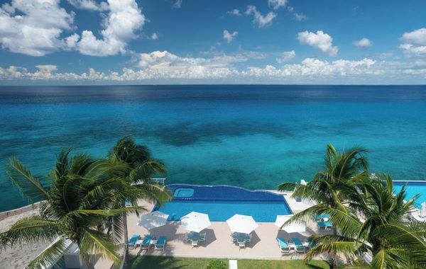 Wonderful Direct Oceanfront 1BR Condo, Spectacular Snorkeling Outfront - Hoteles con jacuzzi en Cozumel, México