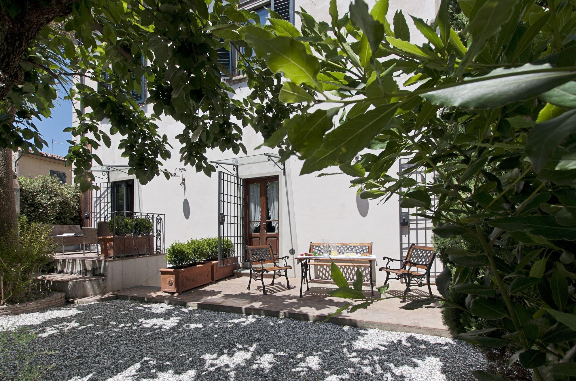 Vista Exterior B&B VillAmorosa