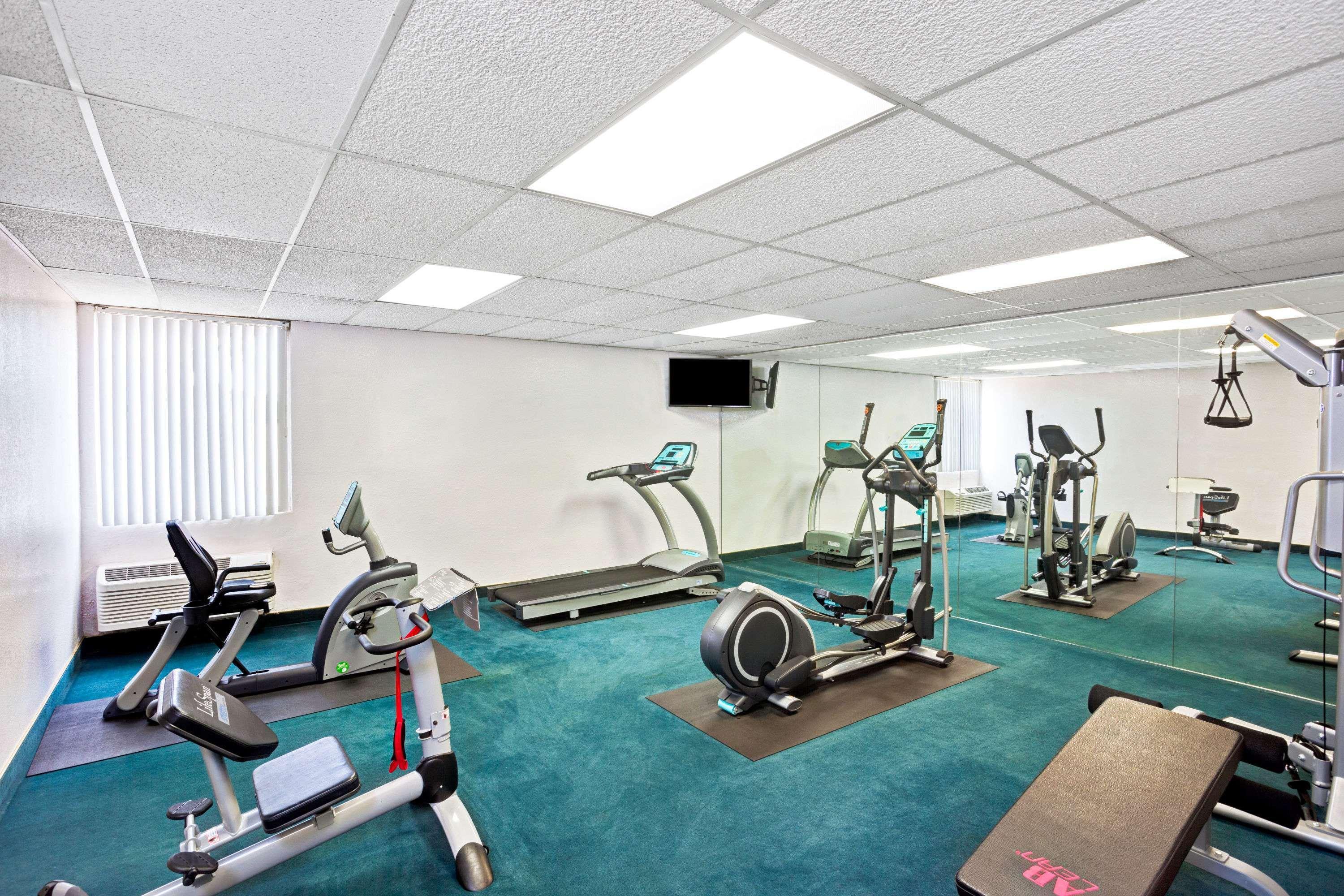 Instalaciones Recreativas Days Inn & Suites by Wyndham Fullerton