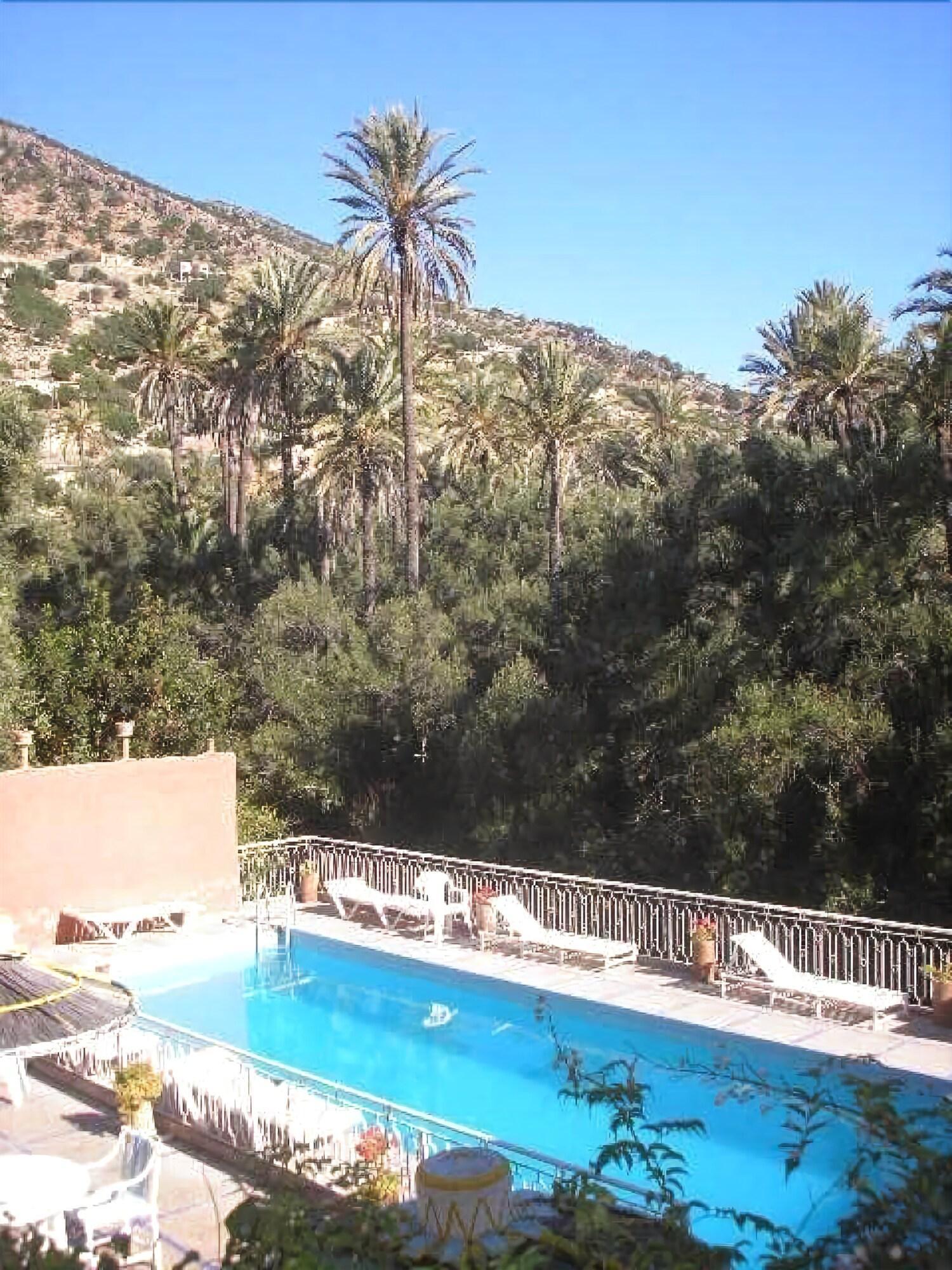 Vista Exterior Hôtel Restaurant Tifrit