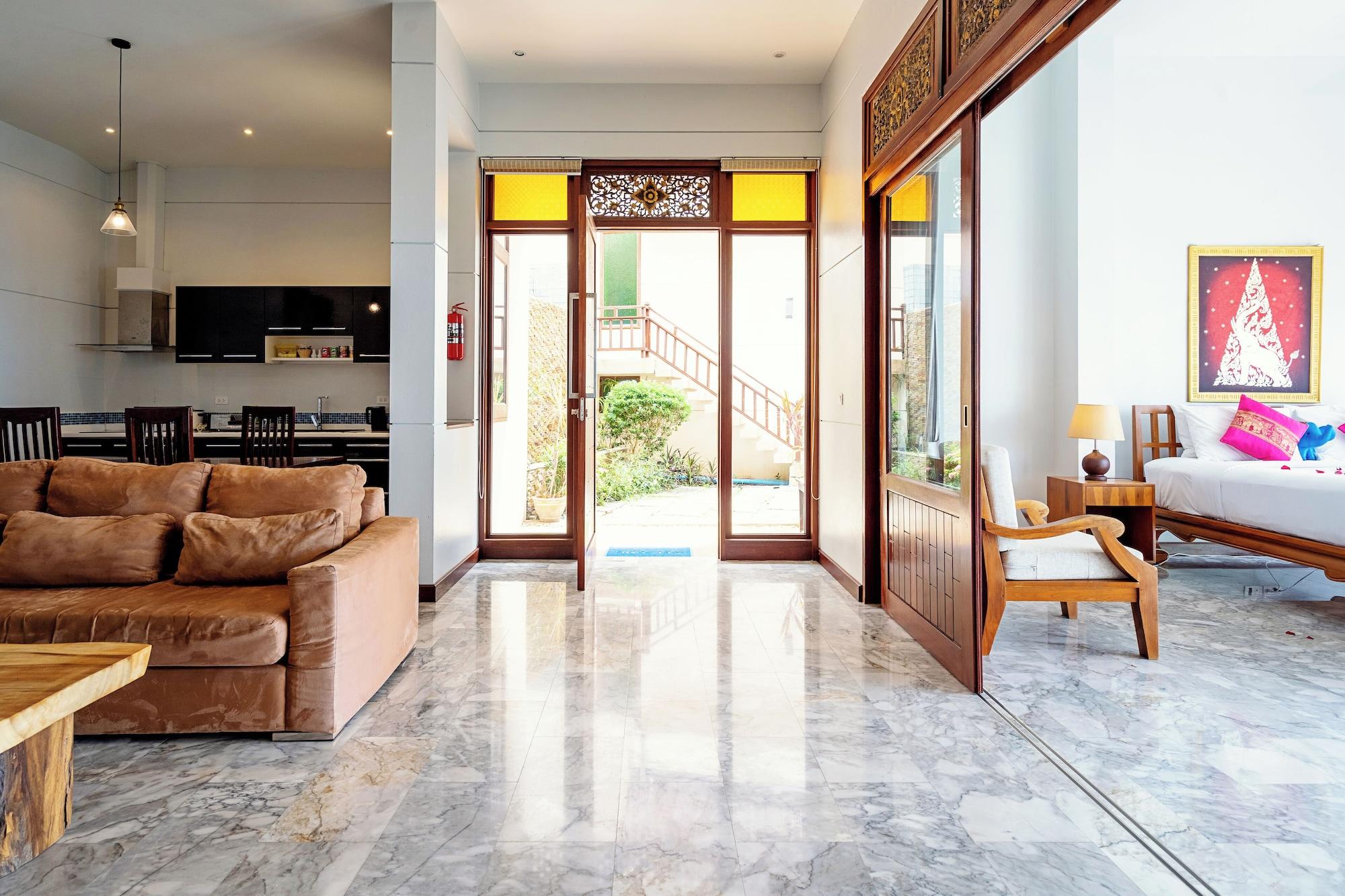 Vista Lobby Sandalwood Luxury Villas
