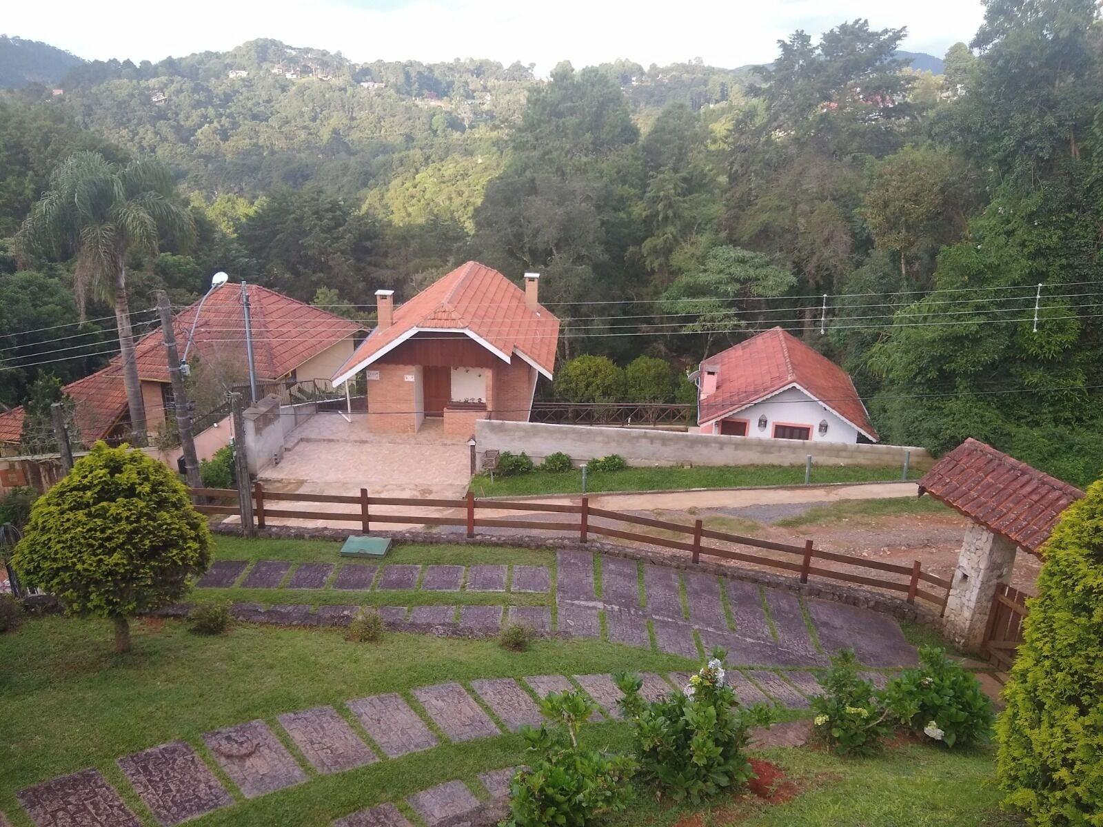 Vista Exterior Chalé Topázio