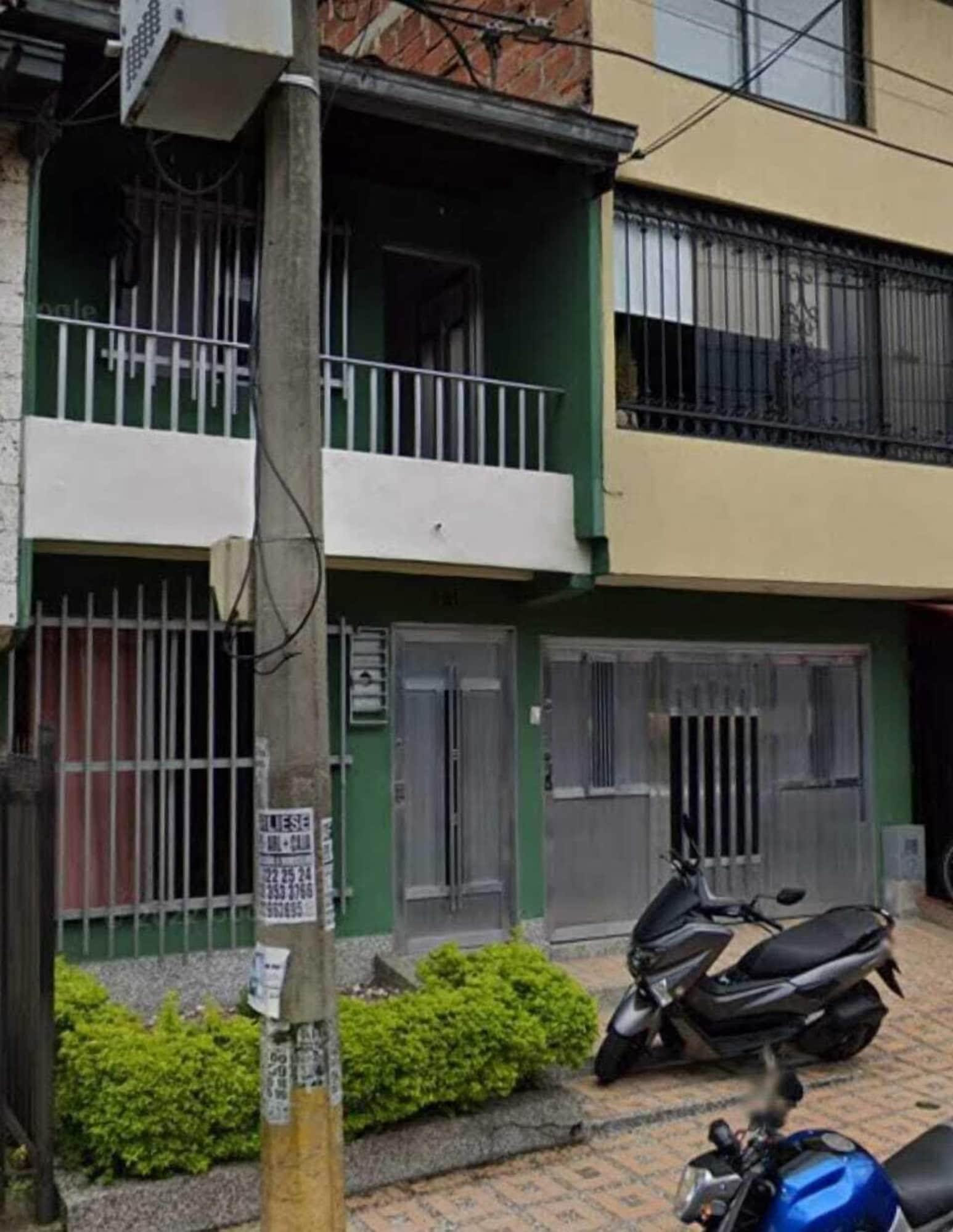 Varios Road Living Home