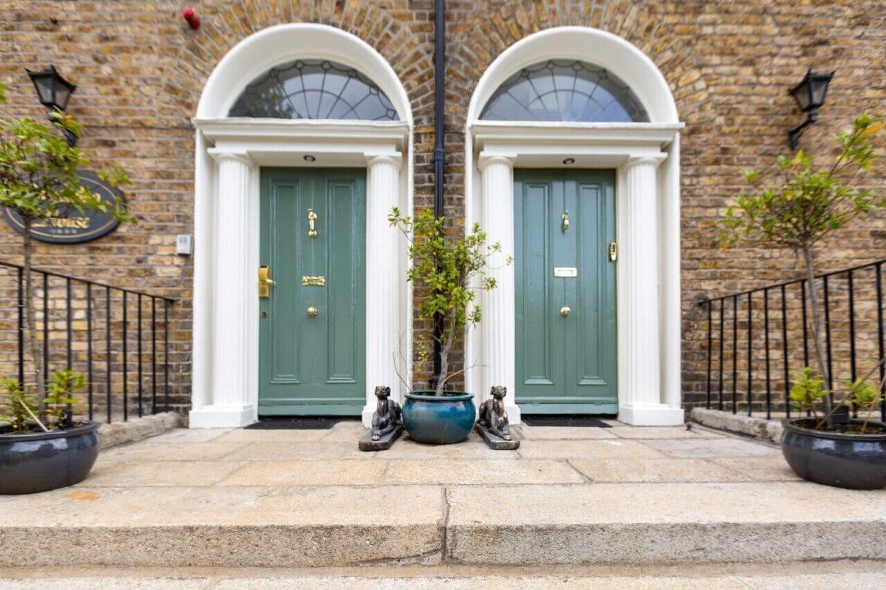 Varios Waterloo Townhouse & Suites