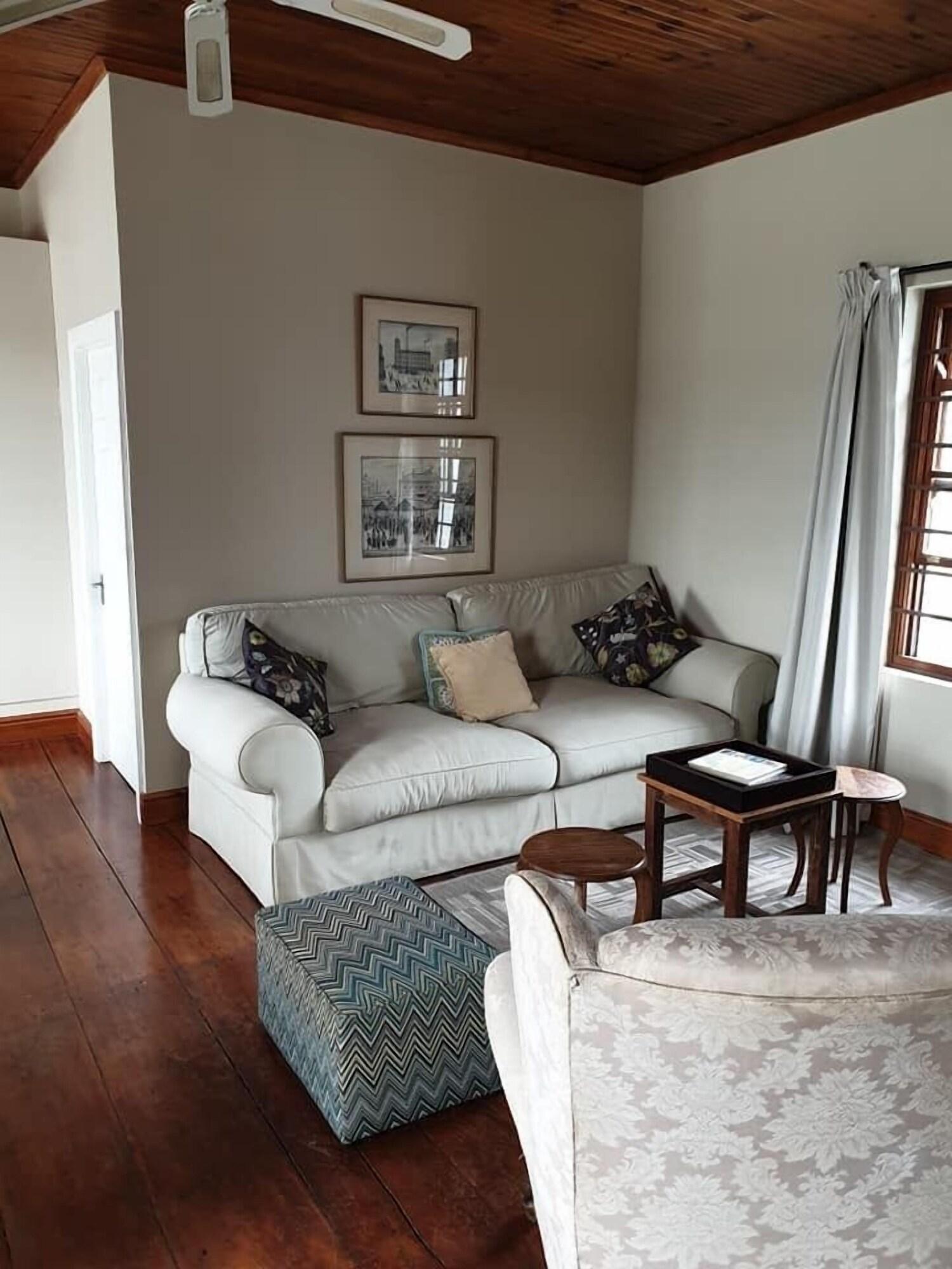 Varios 137 High Street Guest House