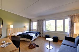 Alojamiento - Scandic Aarhus Vest