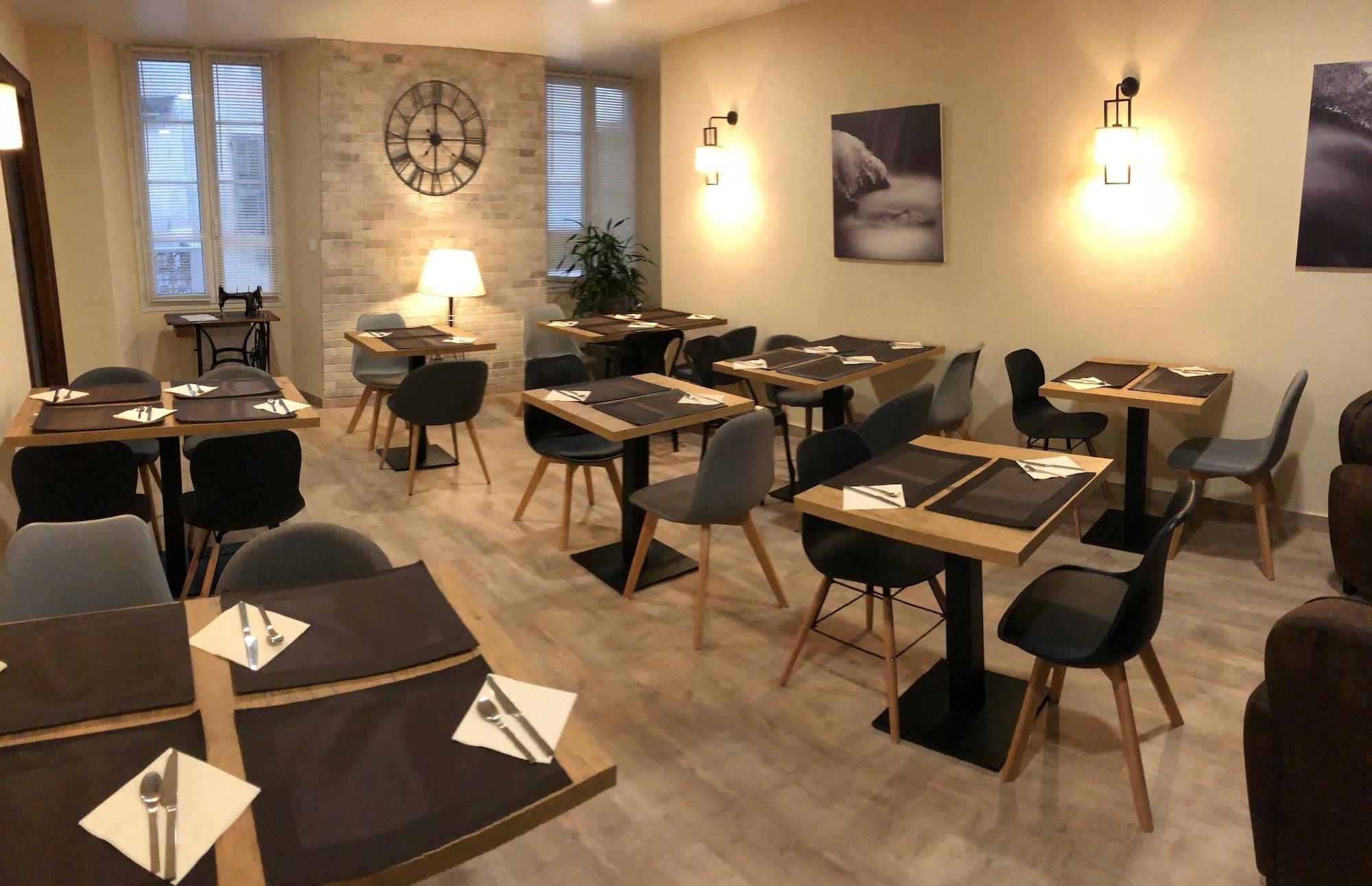 Bar/Salón Hotel du Nord