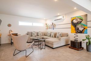 Alquiler Vacacional - Modern Trestrapi Beach Villa 8 bed 8 Bath 2 Pools