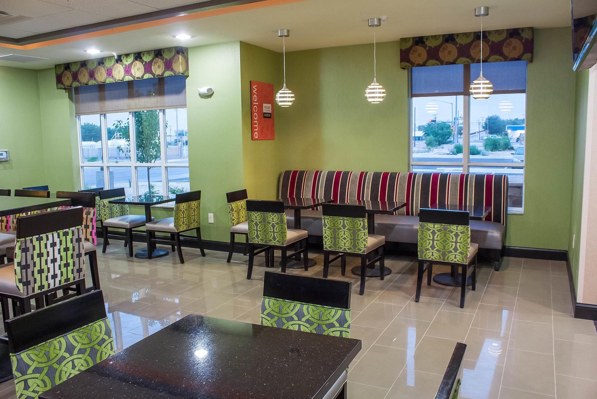 Restaurant Comfort Inn & Suites Artesia