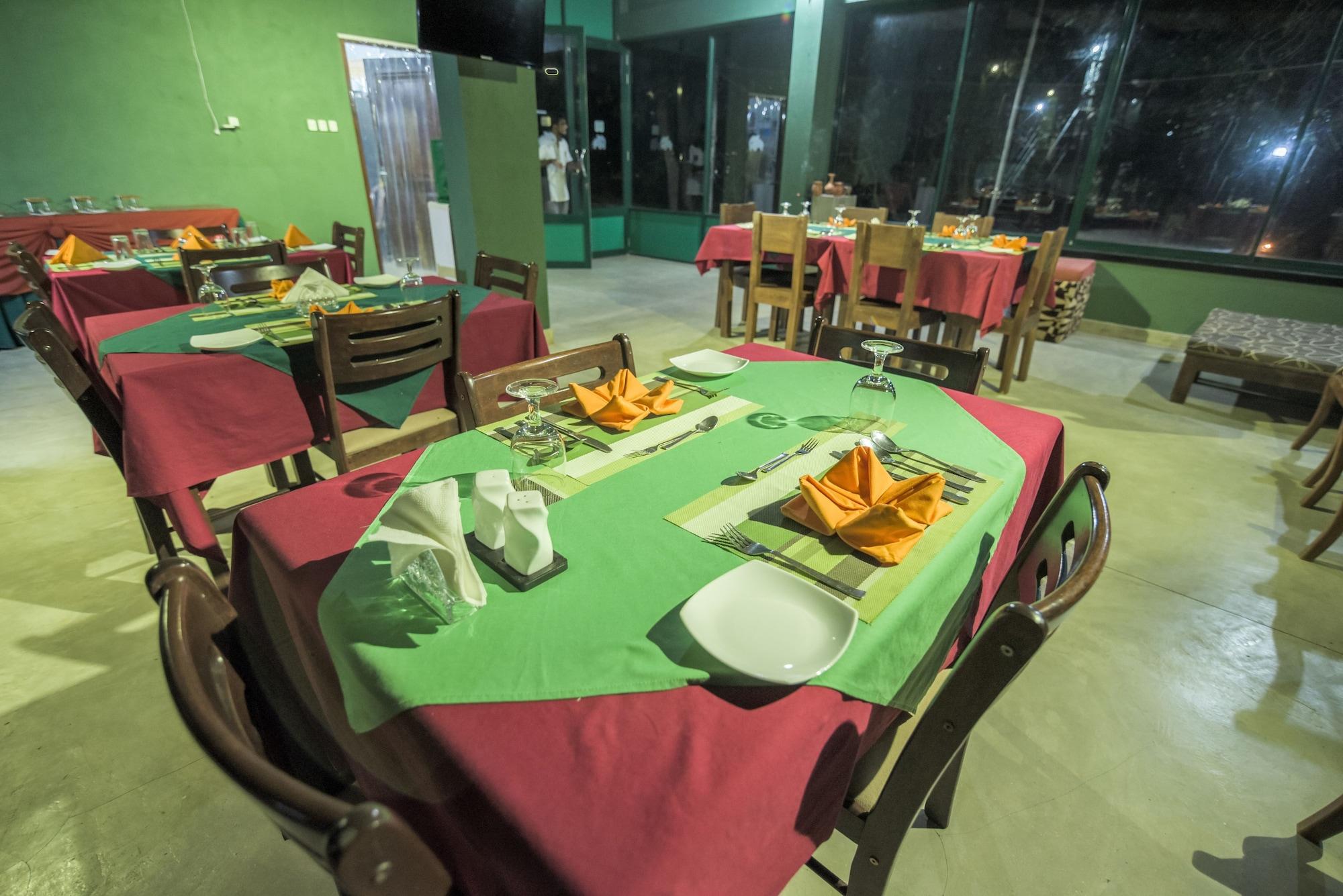Restaurant Wilpattu Tree House Hotel