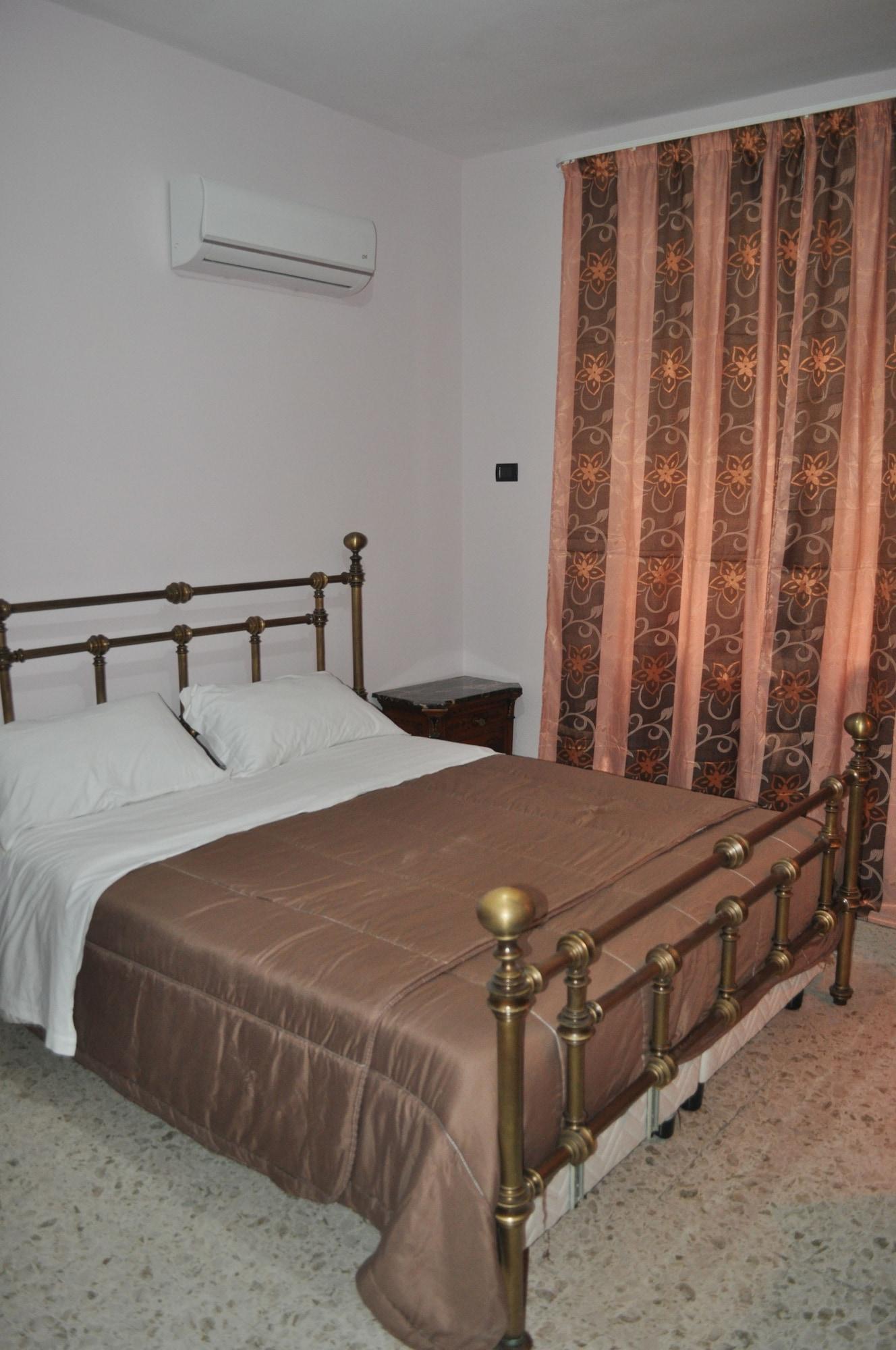 Varios Naples Experience B&B