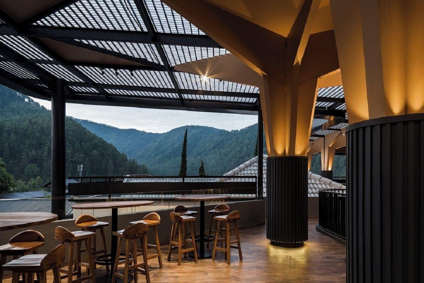 Restaurant Allura Azana Resort Tawangmangu