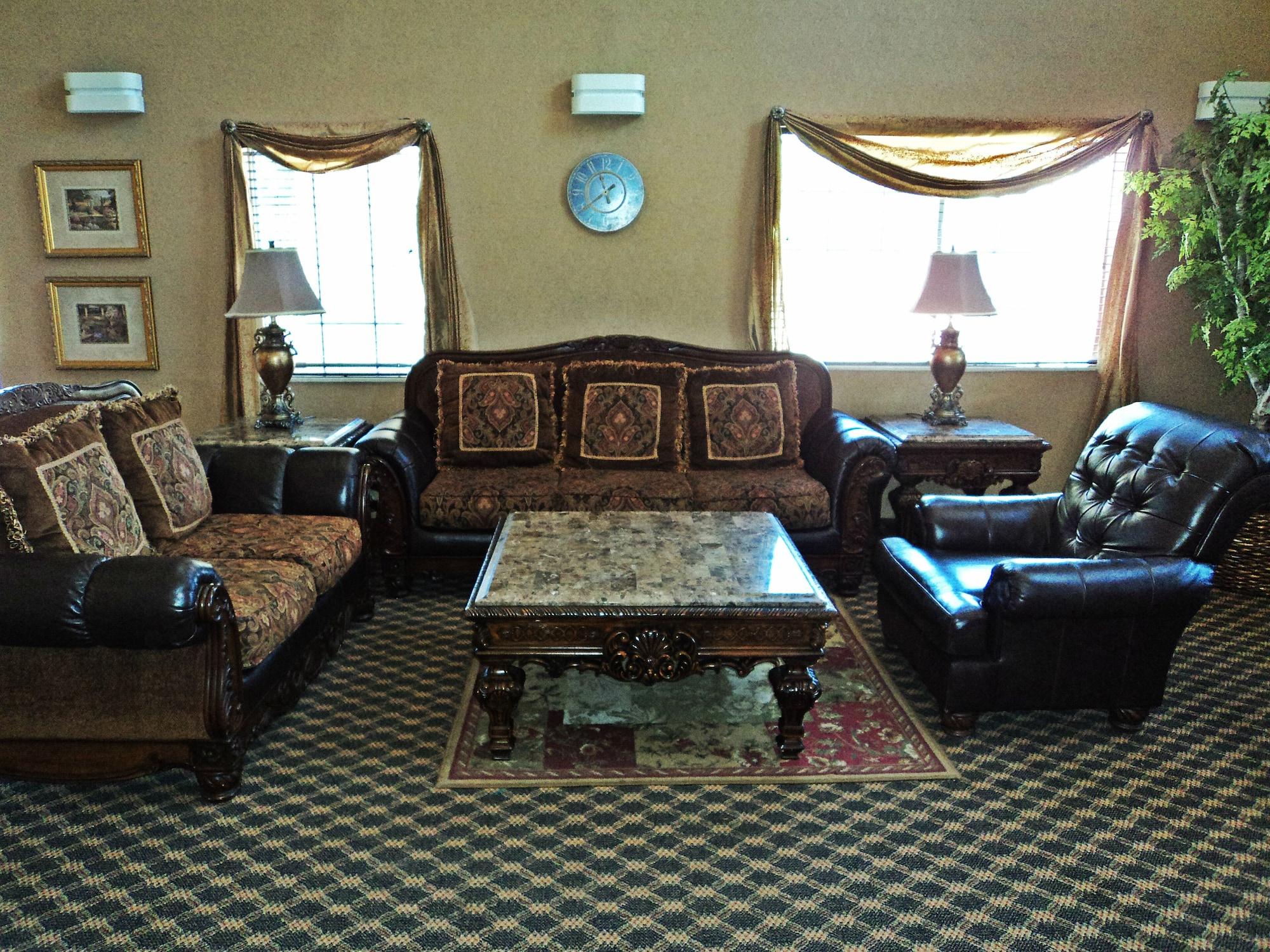 Vista Lobby Travelodge by Wyndham Carlsbad NM