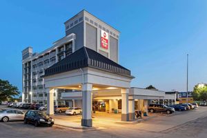Alojamiento - Best Western Plus Midwest Inn