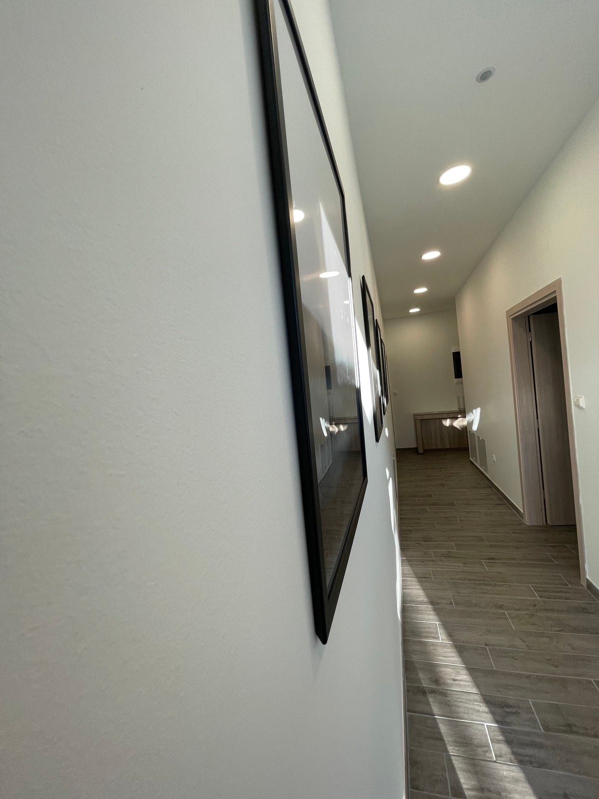 Vista Lobby Eantos Studios and Suites