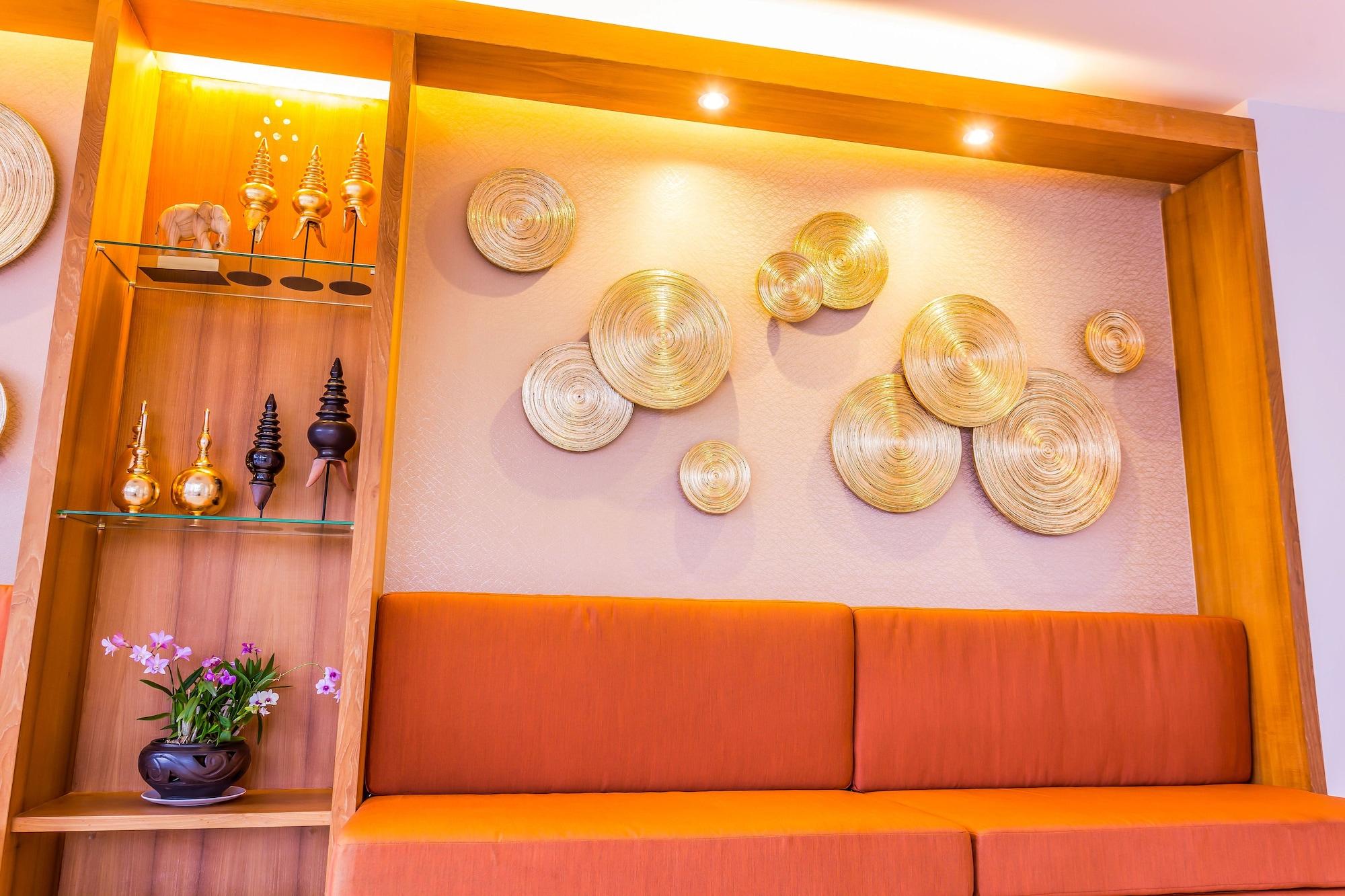Vista Lobby The Signature Hotel Thapae